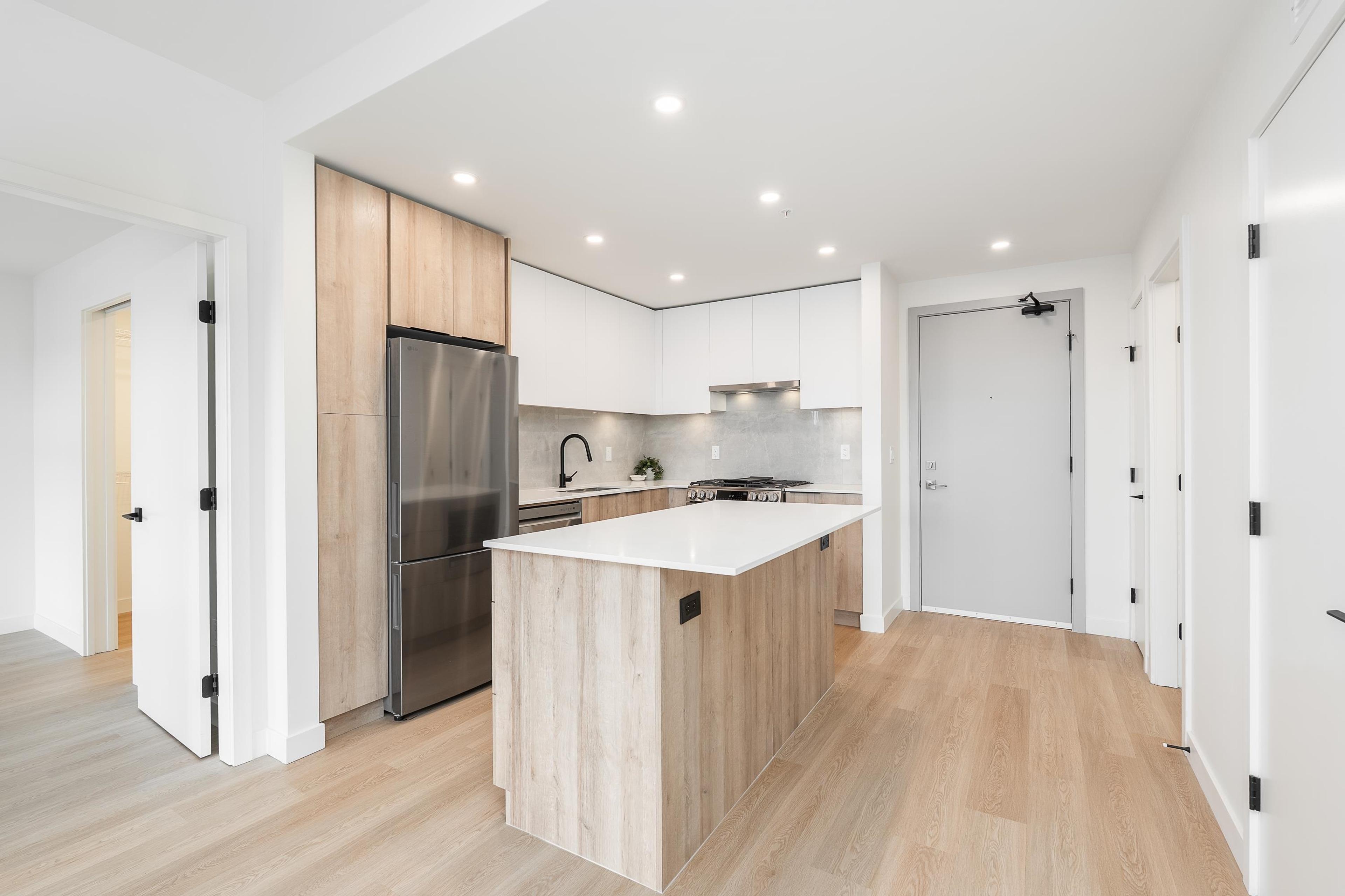 #405 7980 206A STREET - Image 3