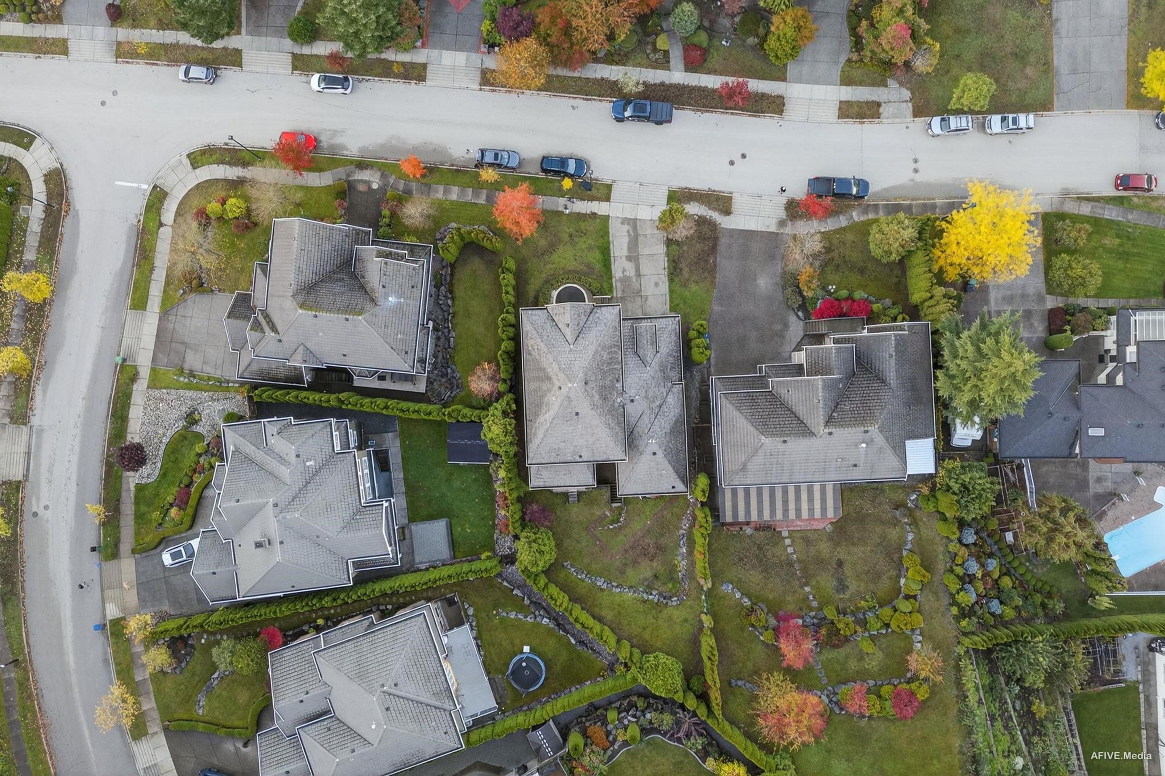 15858 114 AVENUE - Main Image