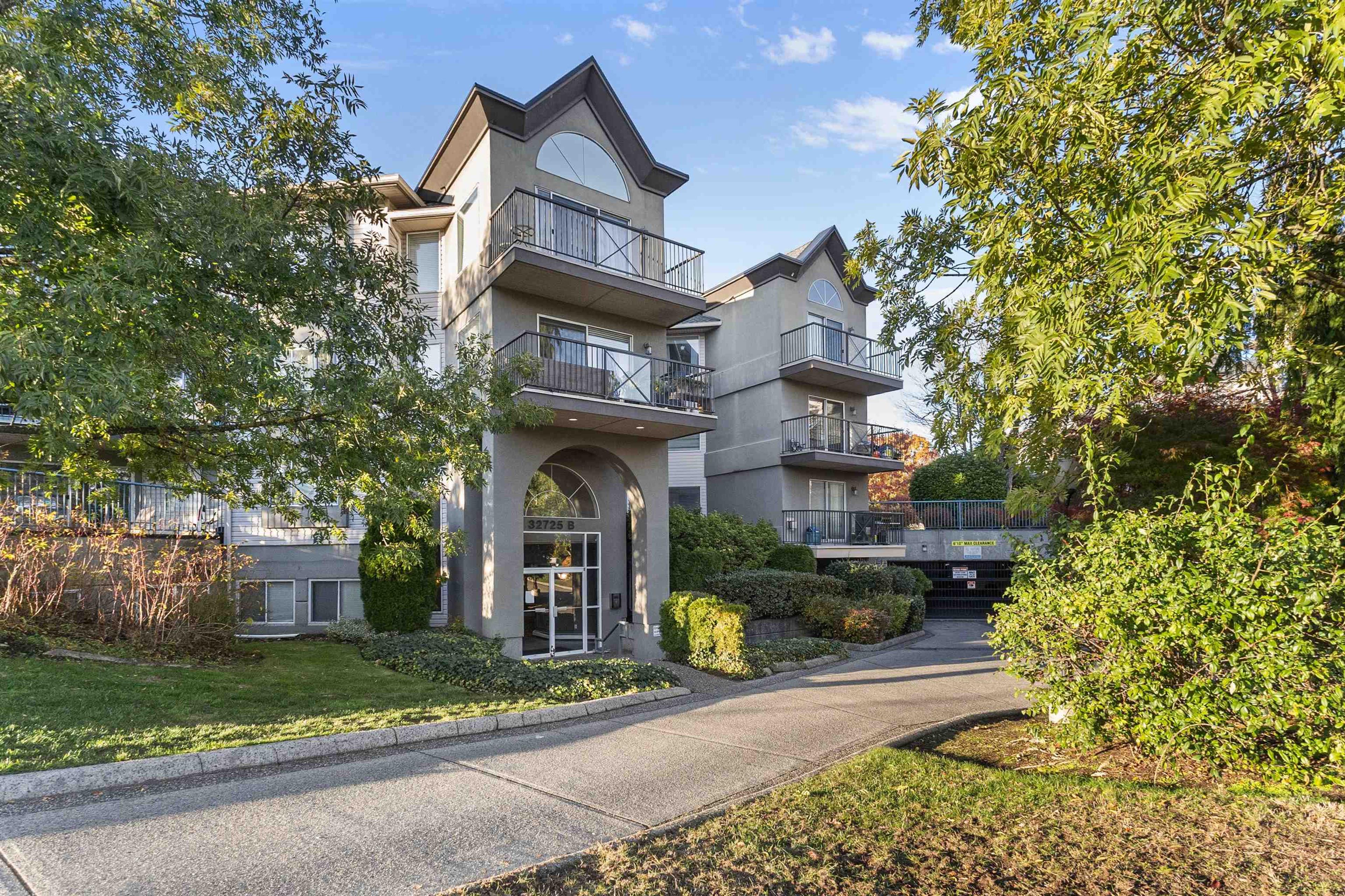 #315 32725 GEORGE FERGUSON WAY - Image 2