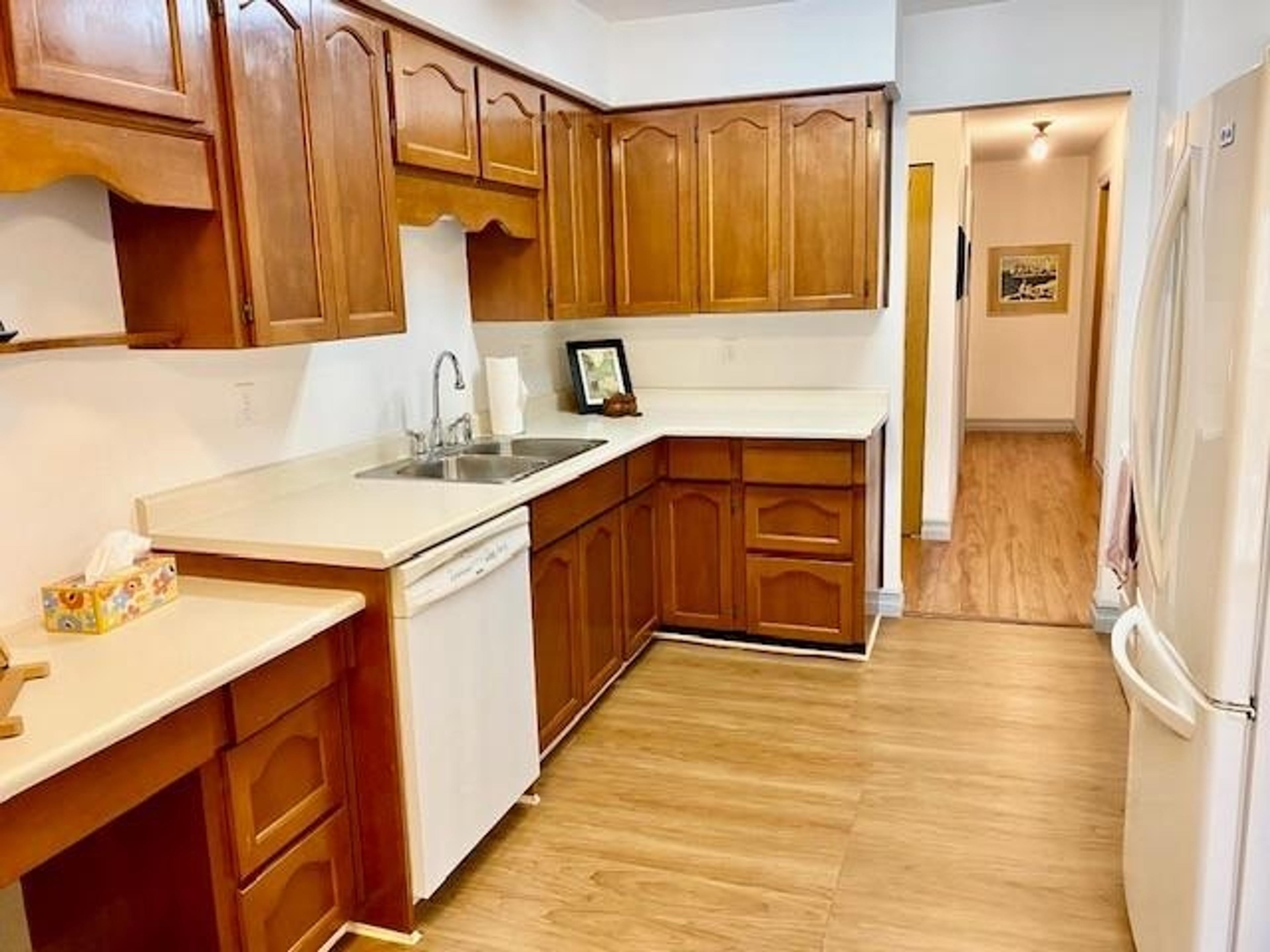 #333 31955 OLD YALE ROAD - Image 2