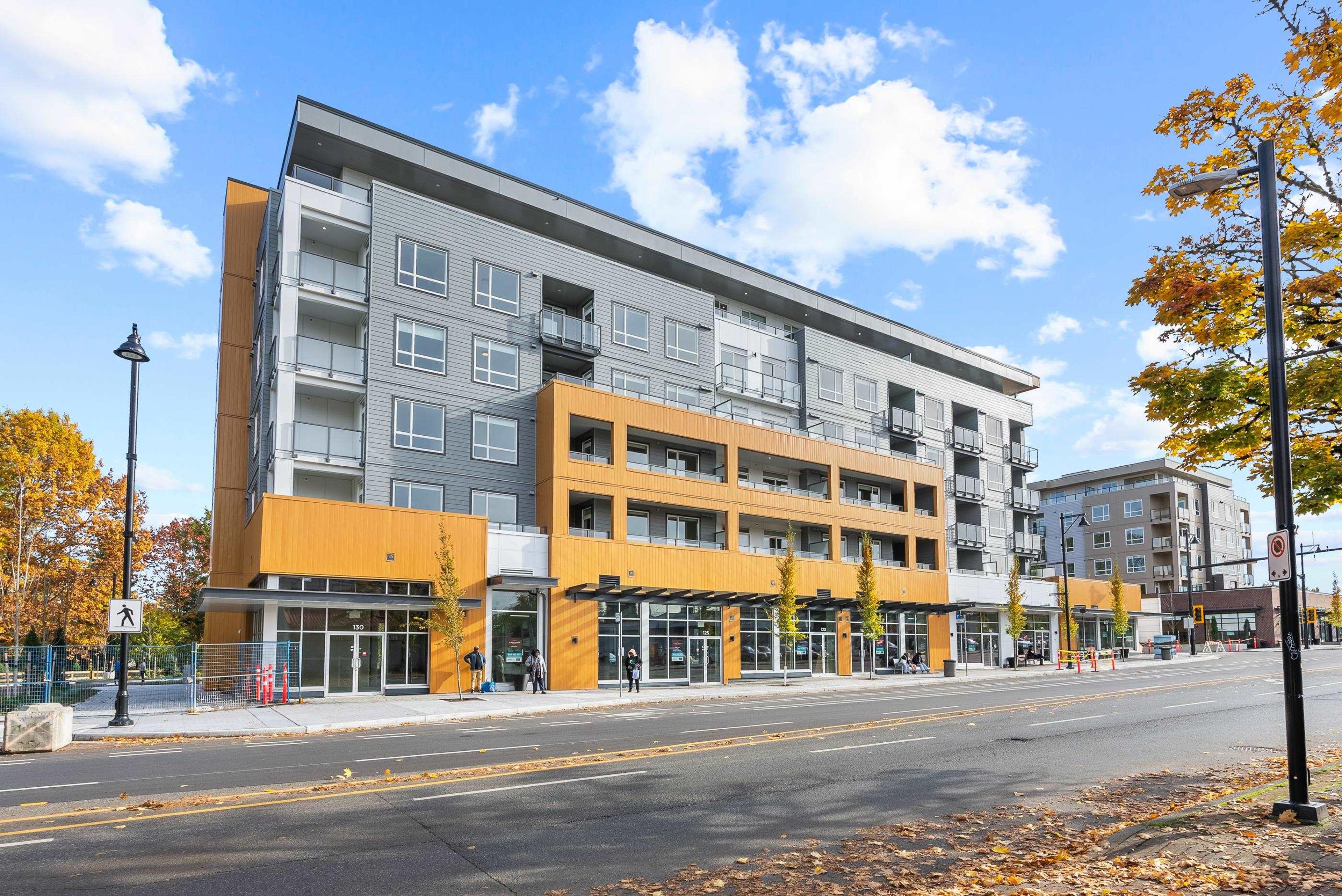 27215 Aldergrove Town Centre Drive, Langley - Exteriors - Photo 3