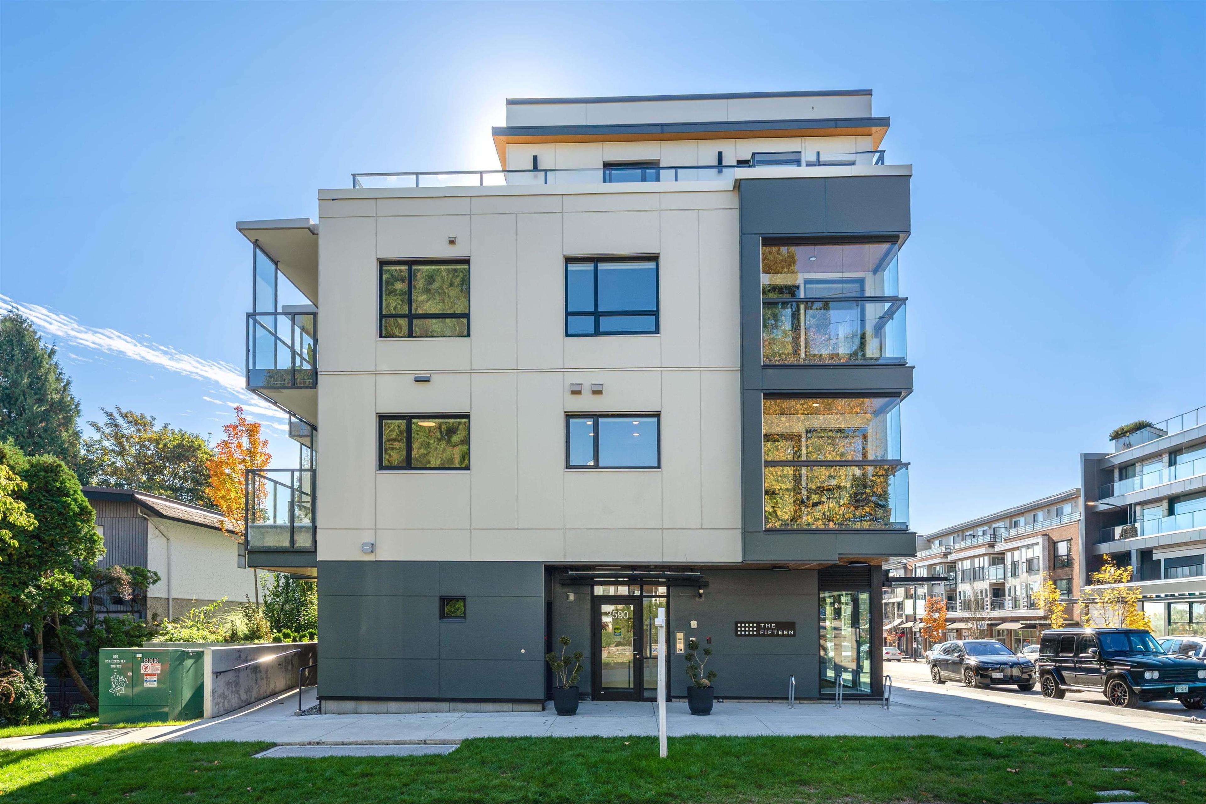 3590 W 39th Avenue, Vancouver - Exteriors - Photo 2