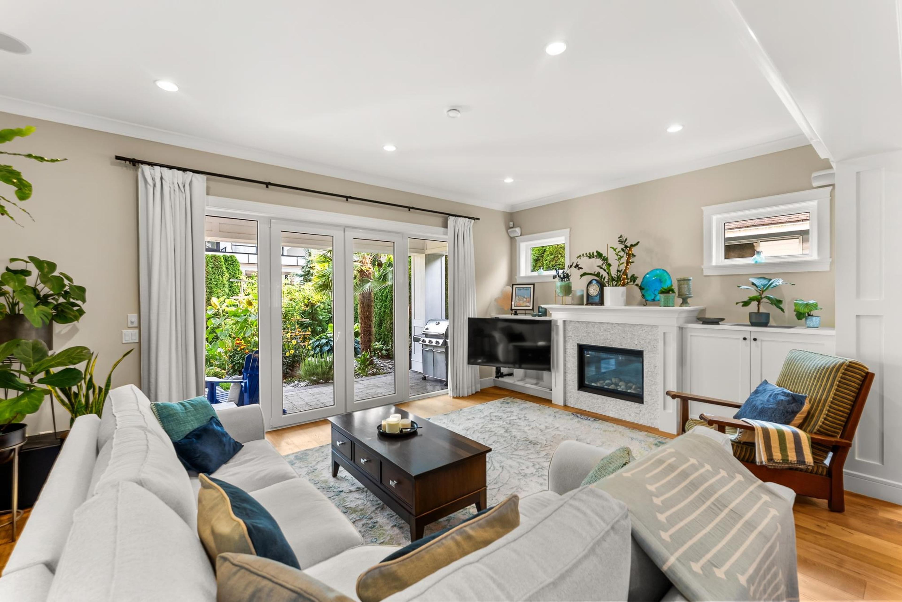 4896 12 AVENUE - Image 2