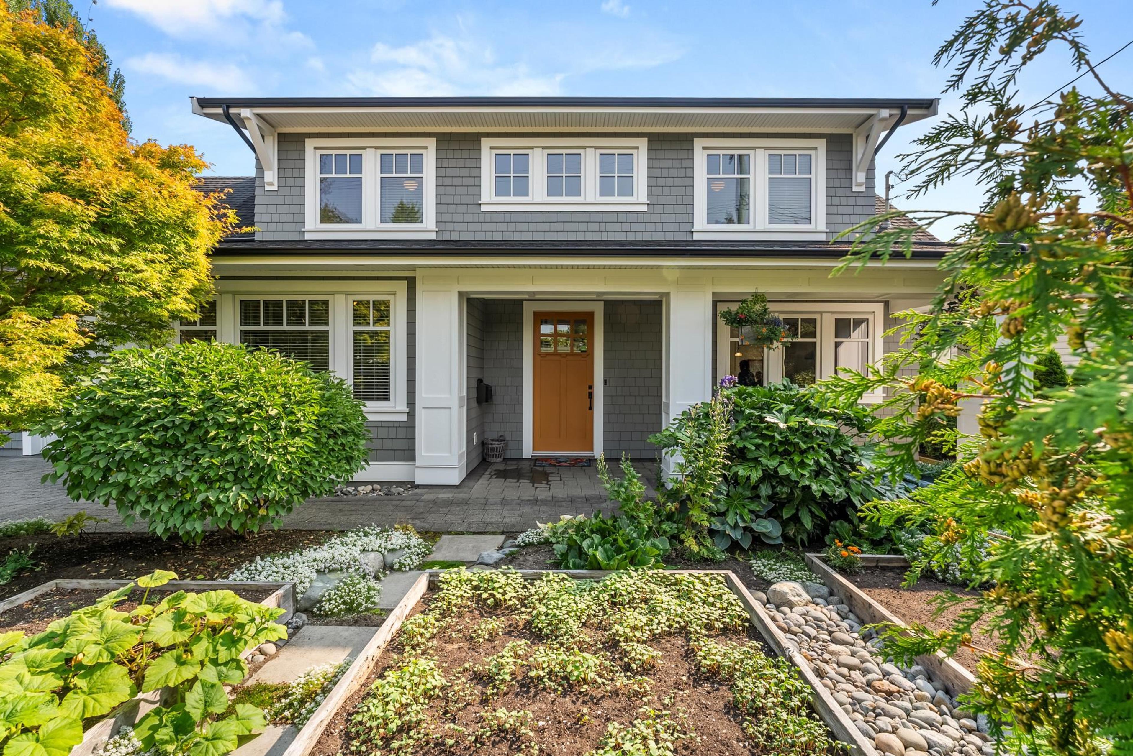 4896 12 AVENUE - Main Image