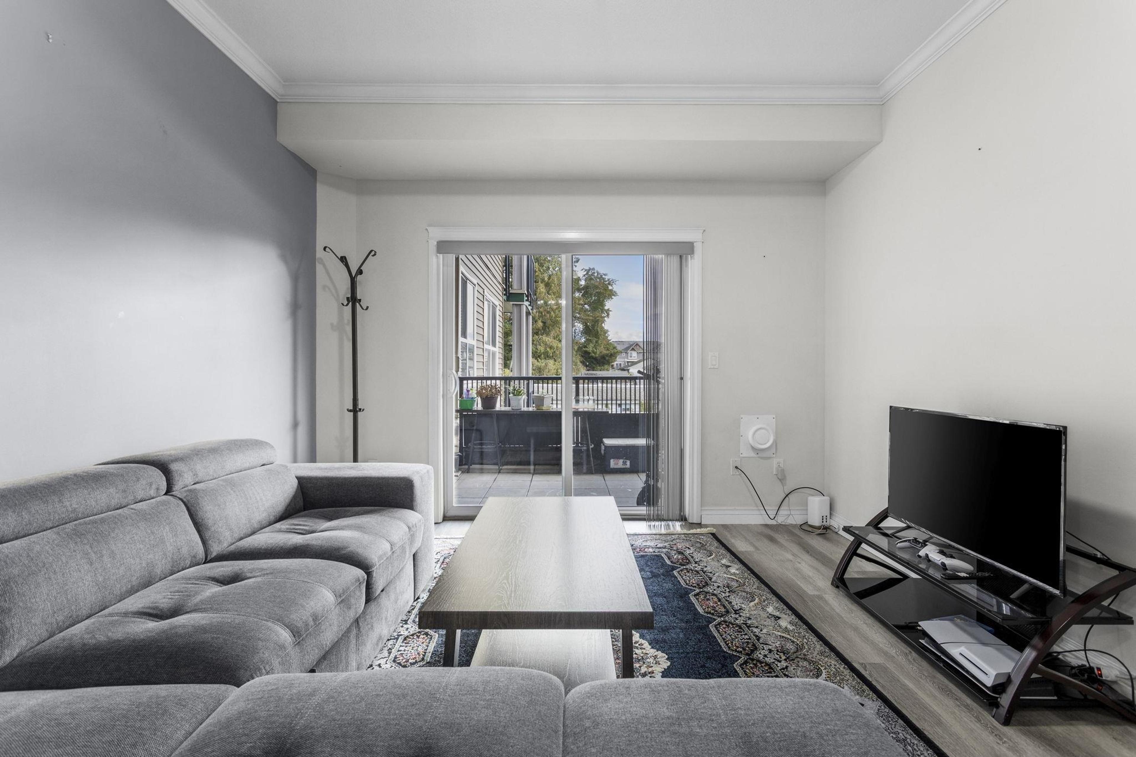 #110 46053 CHILLIWACK CENTRAL ROAD - Image 2