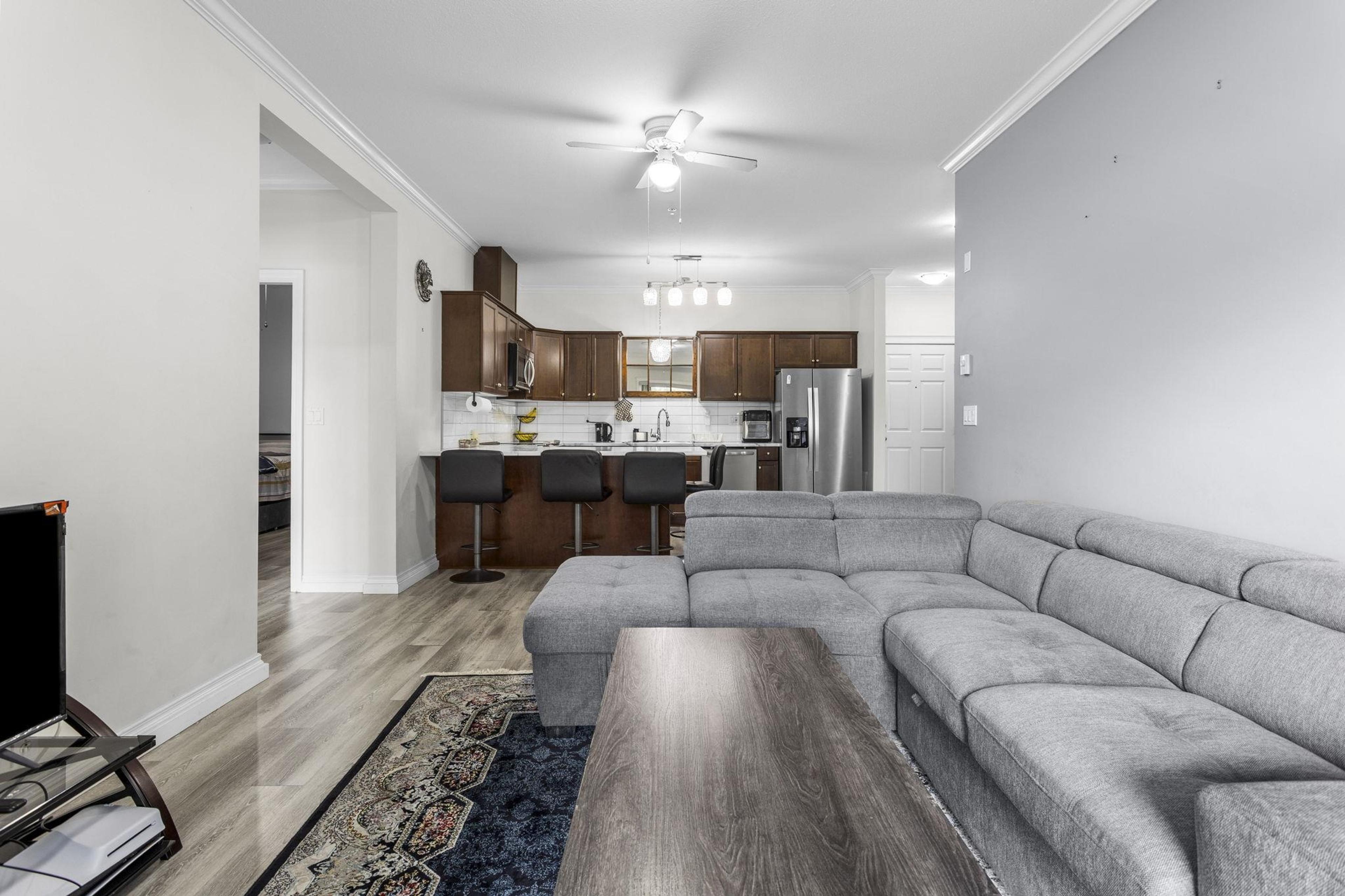 #110 46053 CHILLIWACK CENTRAL ROAD - Image 3