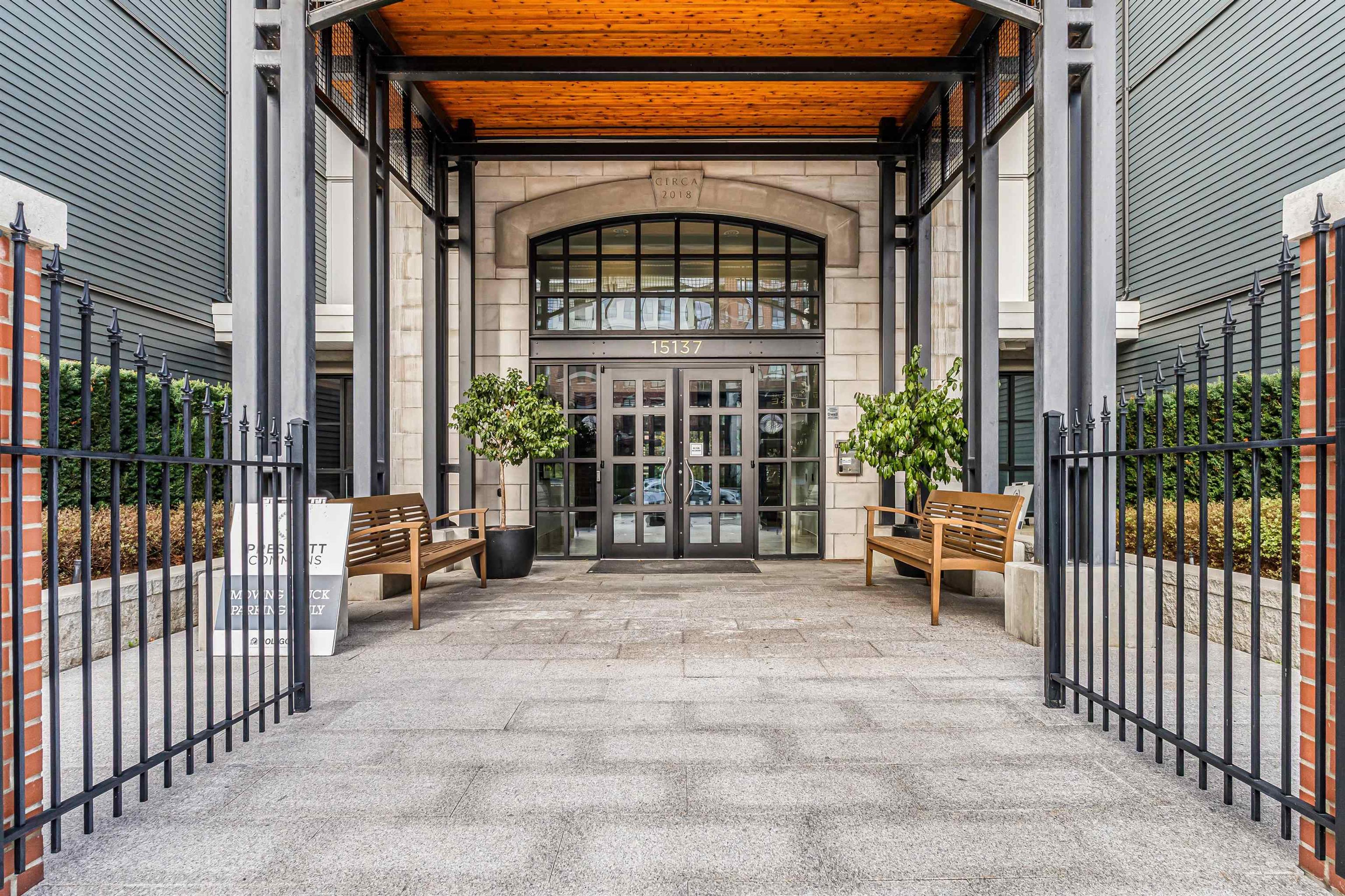 15137 33 Avenue, Surrey - Exteriors - Photo 2