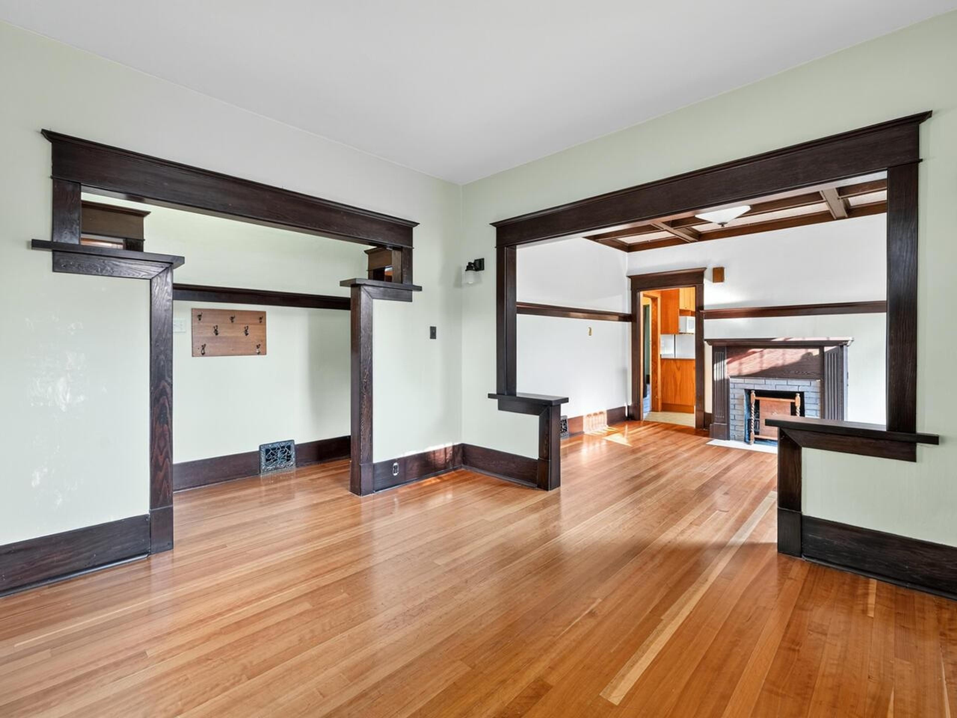 812 DUBLIN STREET - Image 3