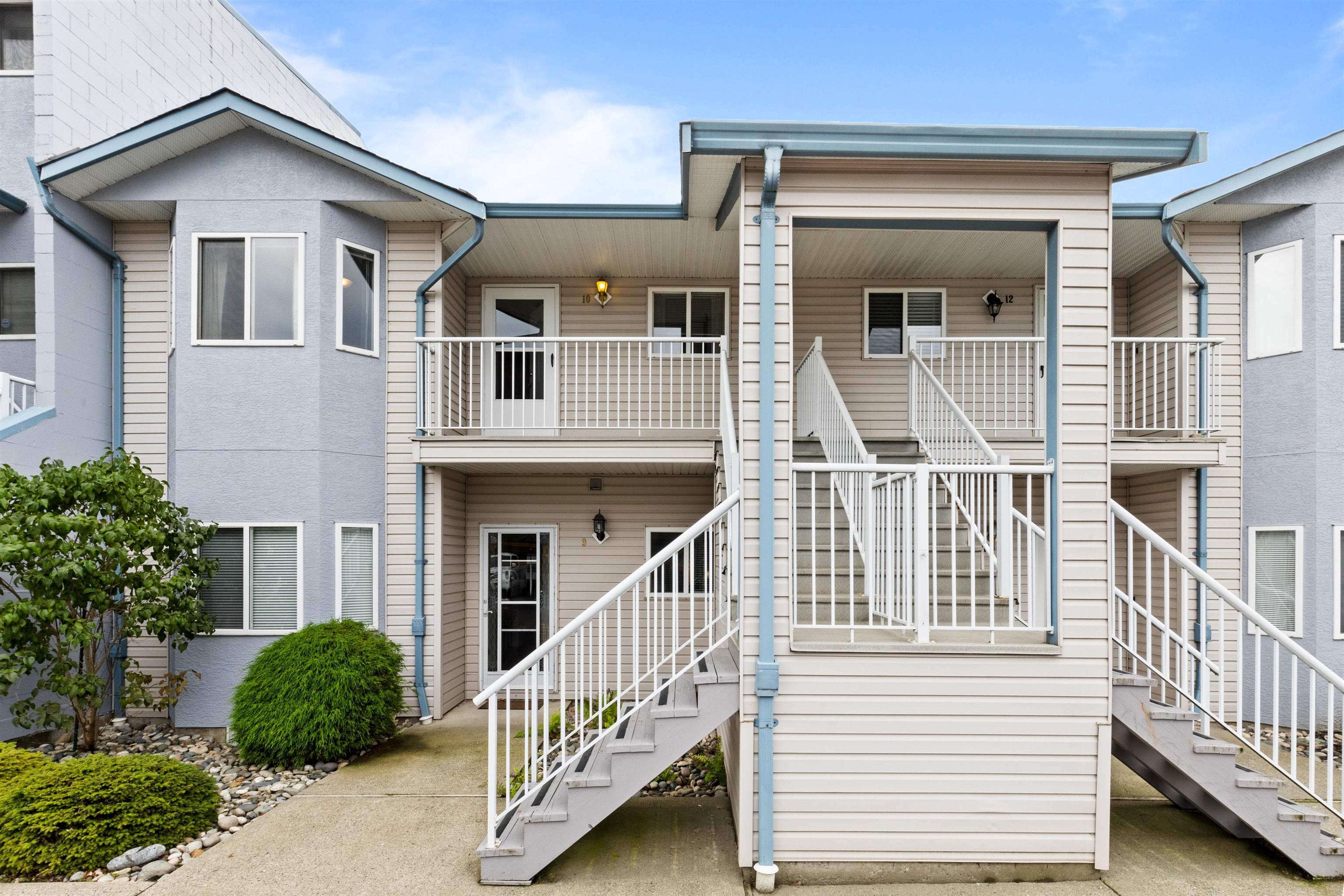 5770 Vedder Road, Sardis - Exteriors - Photo 3