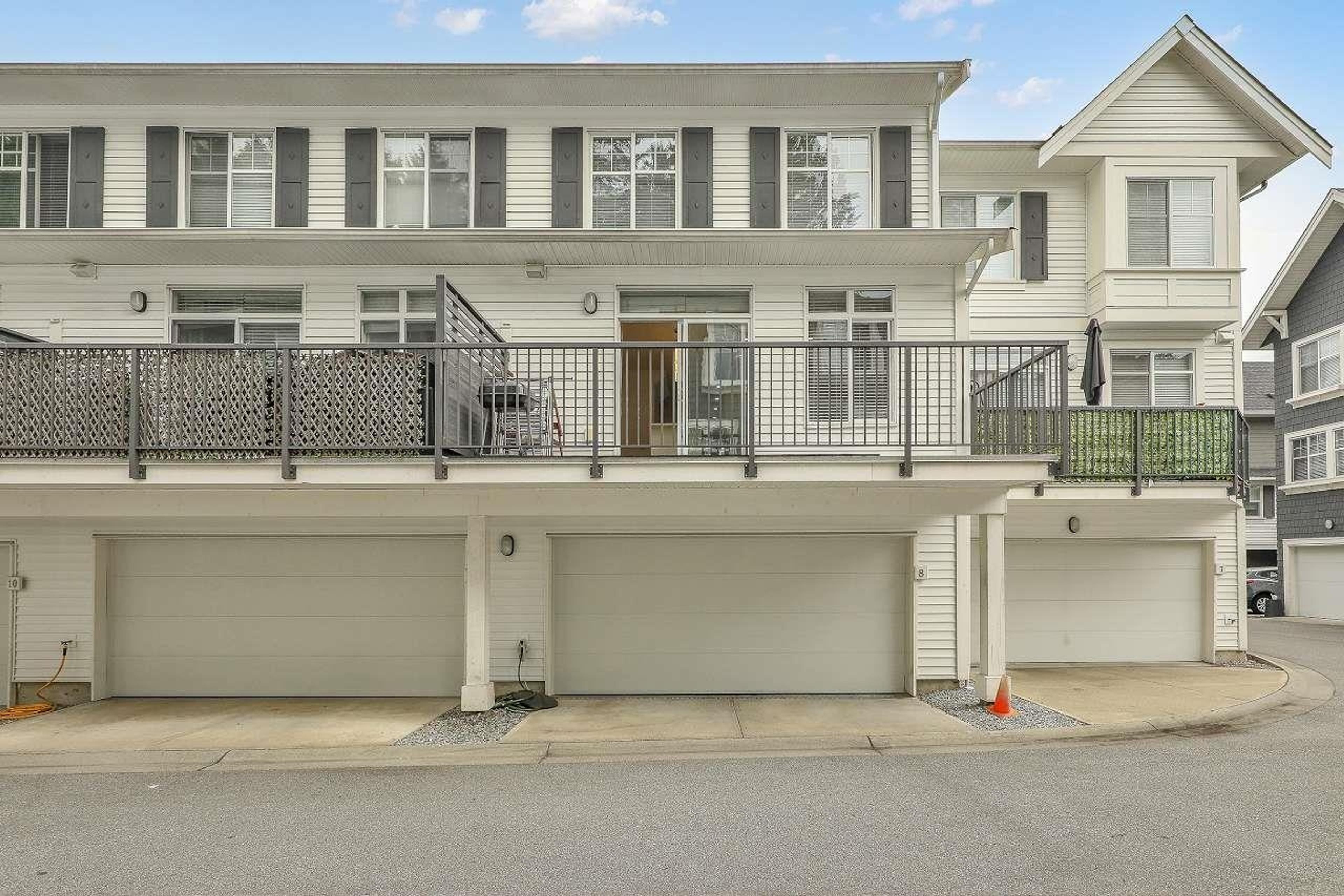 10433 158 Street, Surrey - Exteriors - Full Complex View - Photo 3