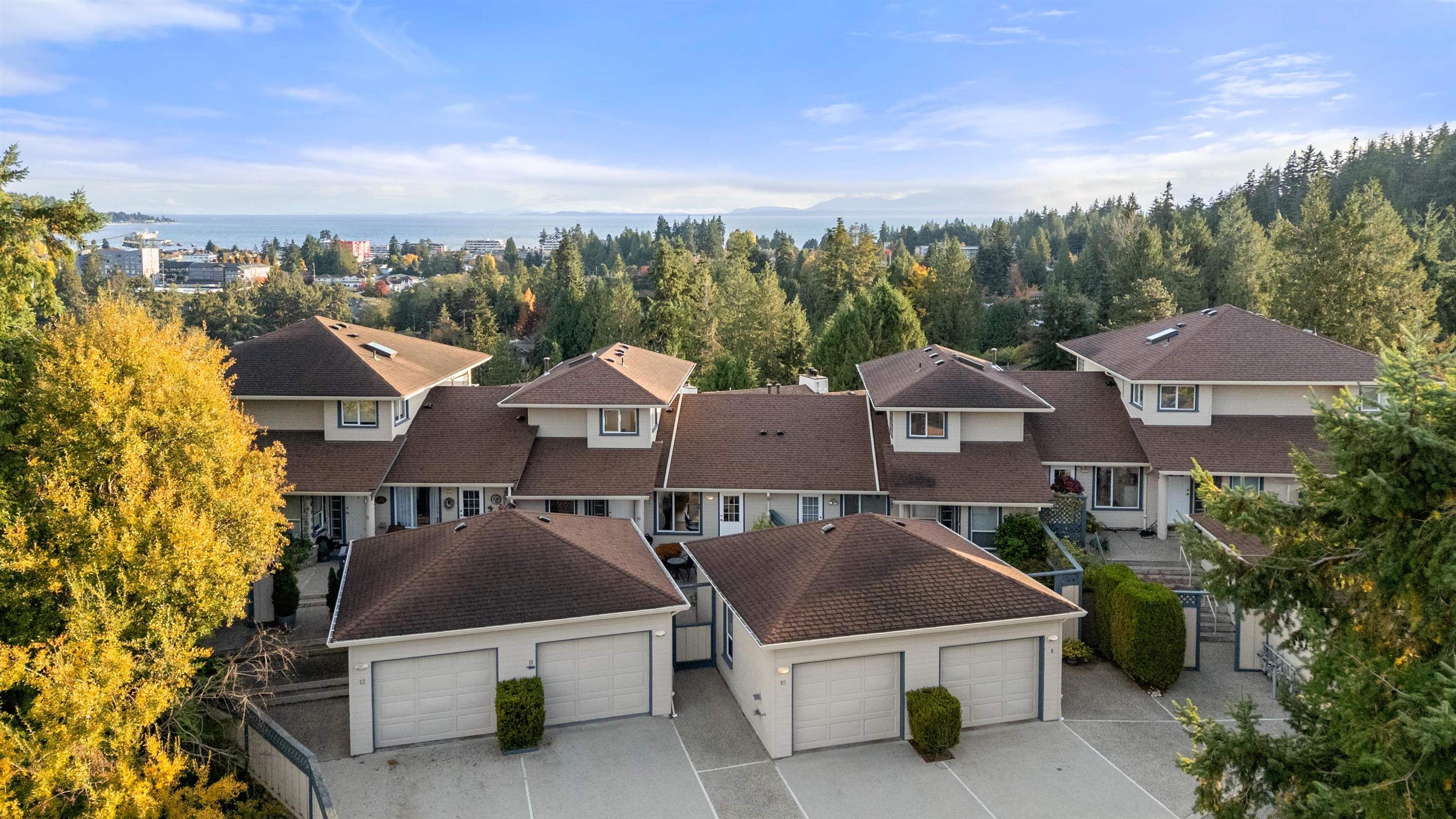 5768 Marine Way, Sechelt - Exteriors - Full Complex View - Photo 4