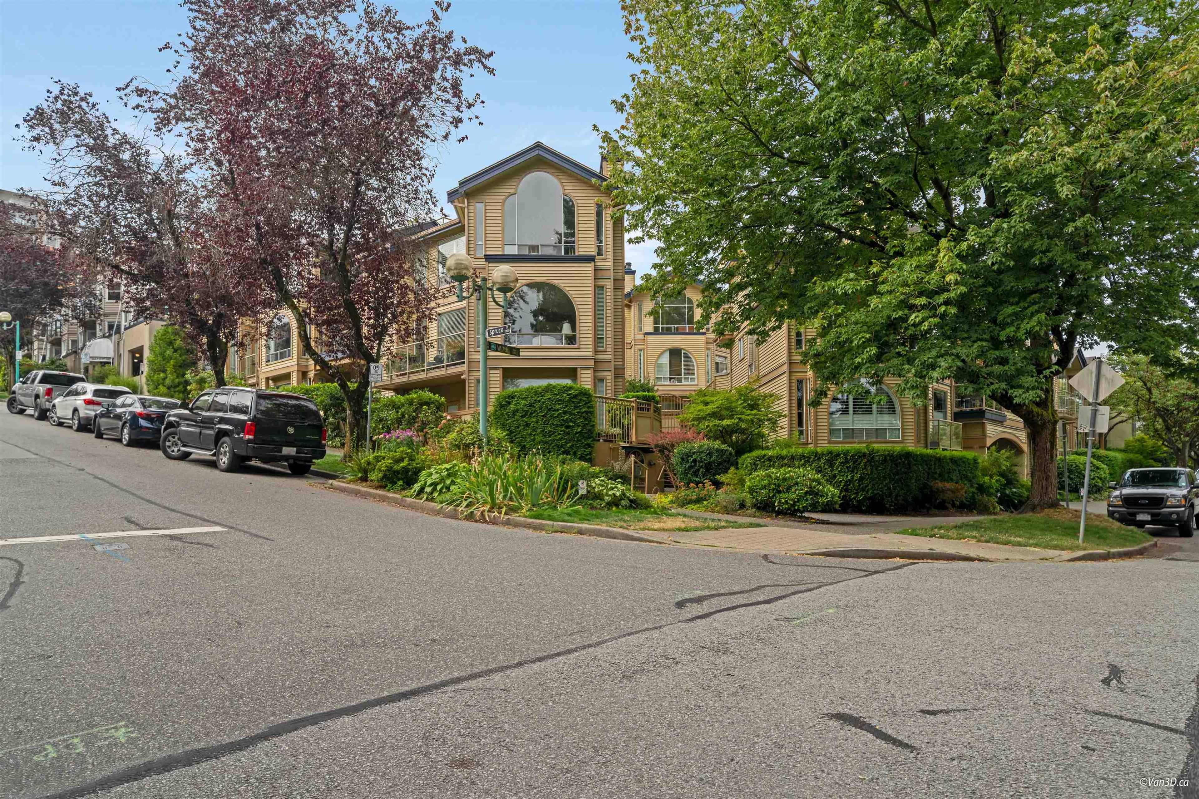 1100 W 7th Avenue, Vancouver - Exteriors - Full Complex View - Photo 3