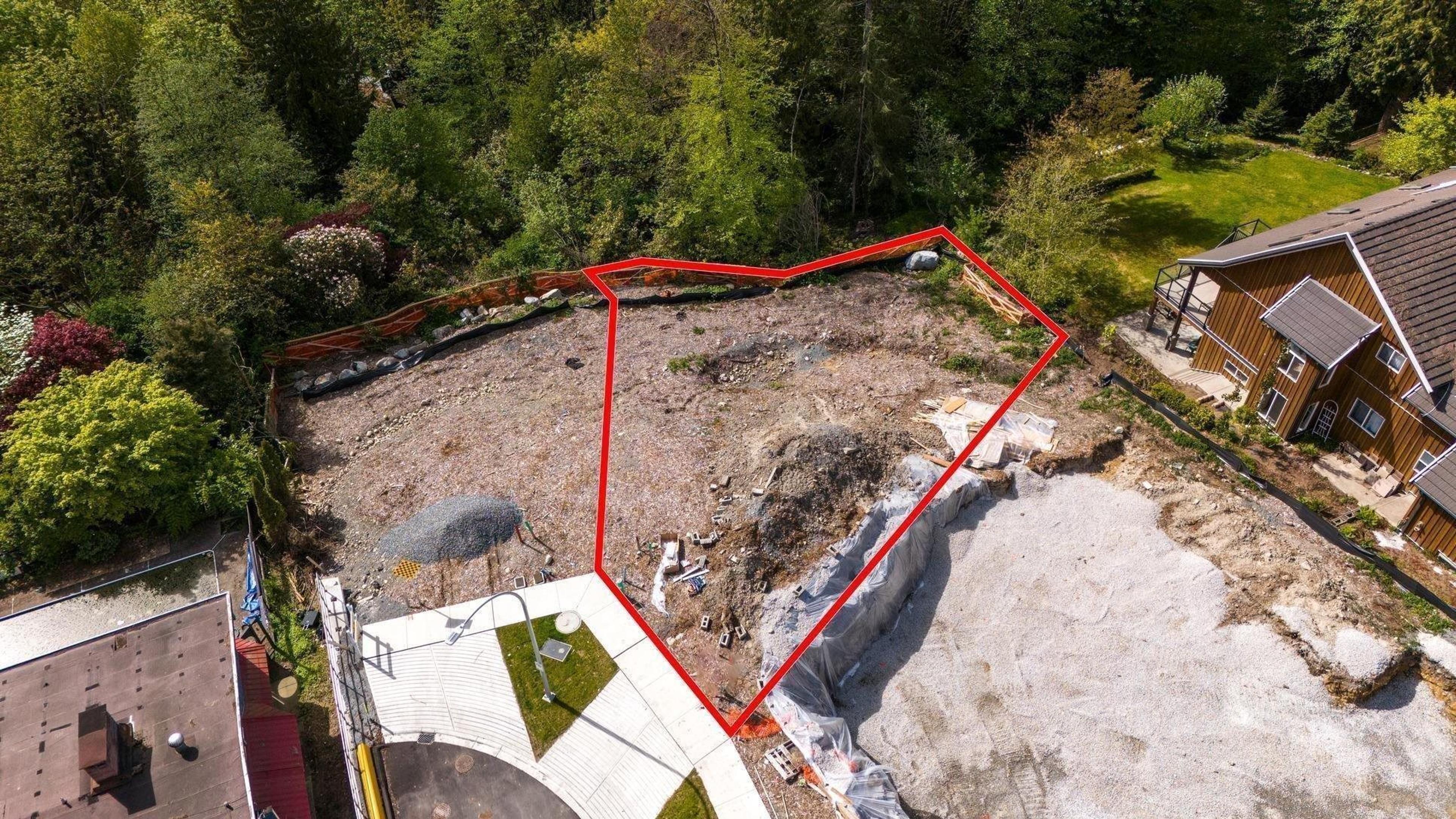 12621 106A AVENUE - Image 2