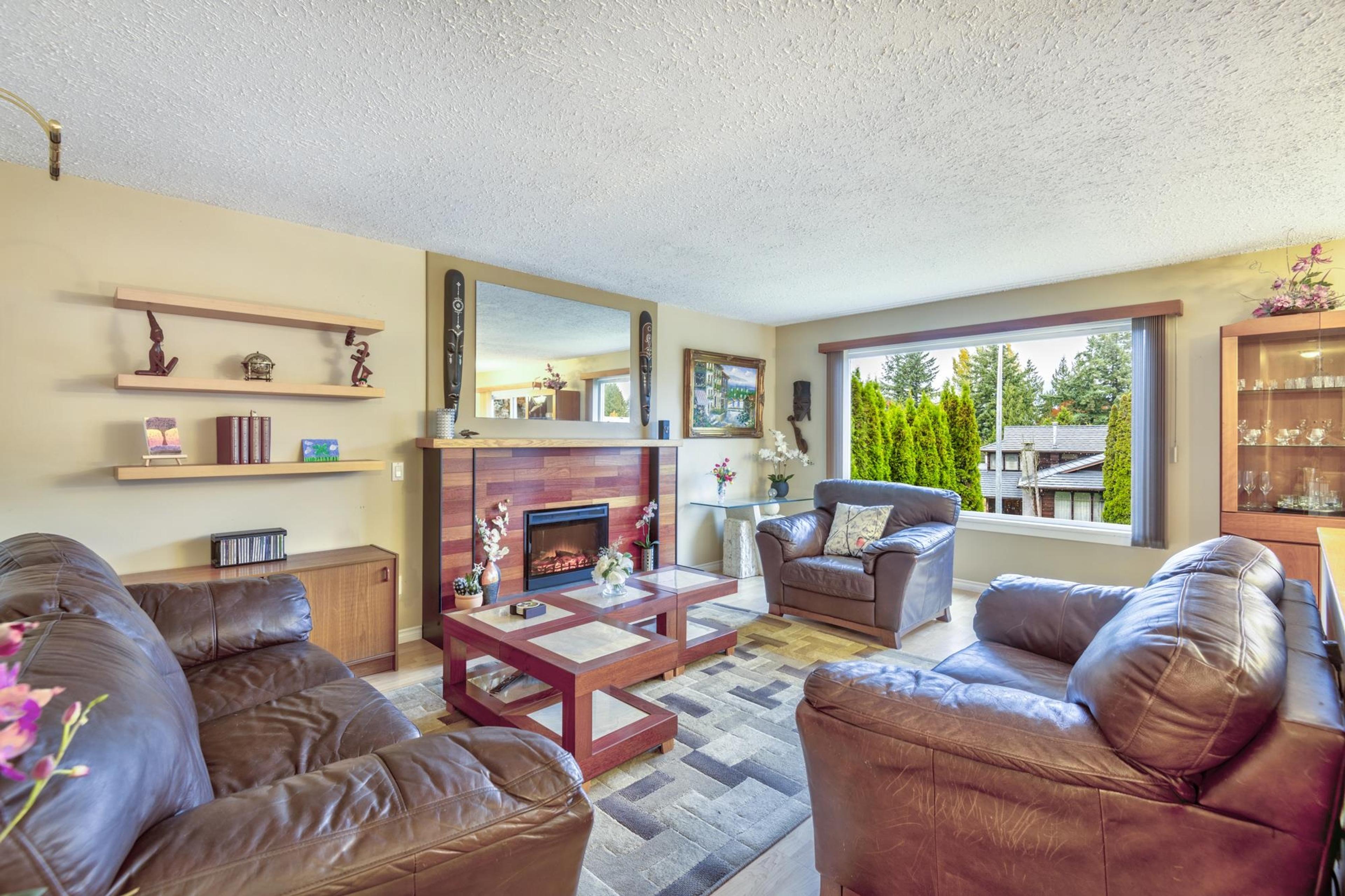 1317 WESTERN PLACE - Image 2