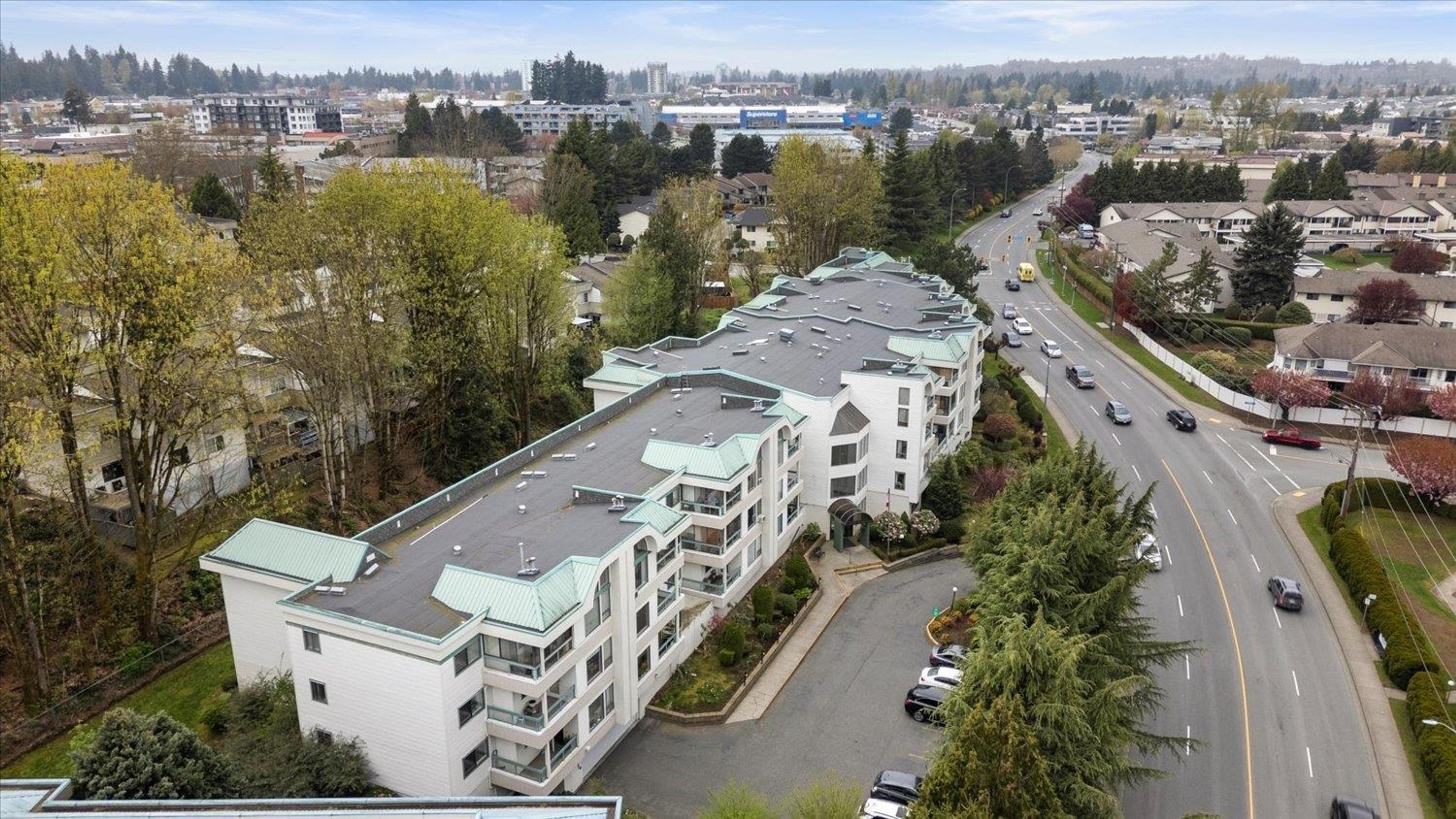 33030 George Ferguson Way, Abbotsford - Exteriors - Full Complex View, Drone/Aerial View - Photo 4