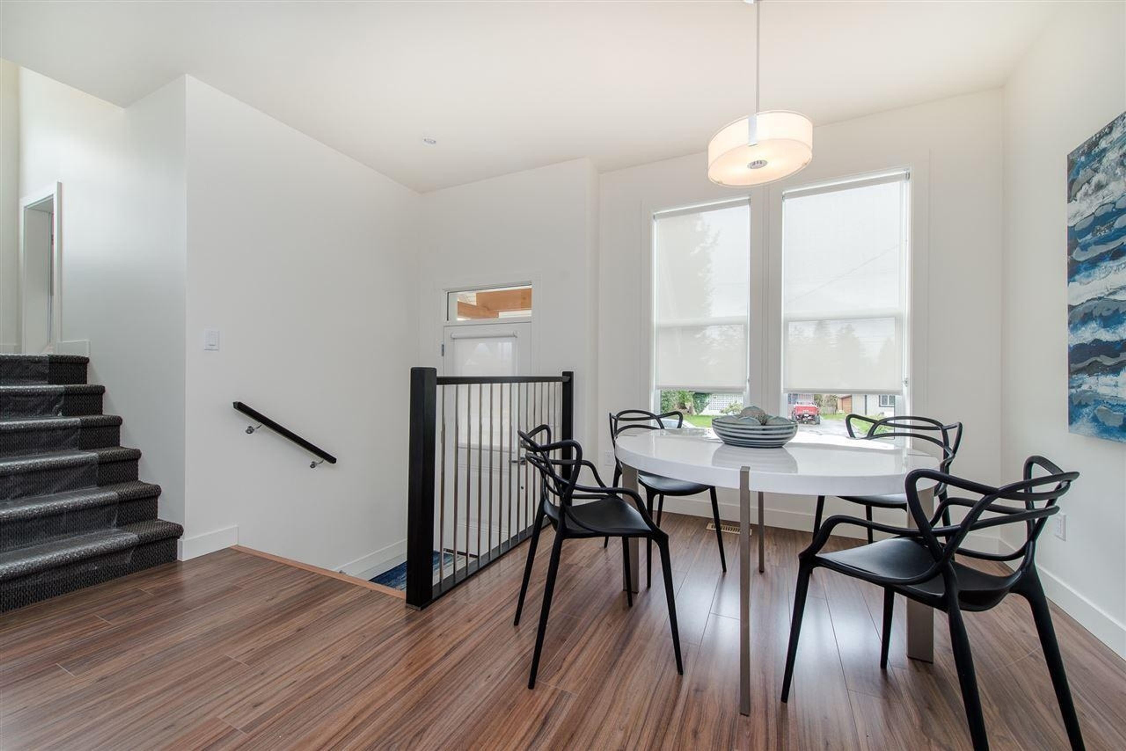 #19 45455 SPADINA AVENUE - Image 2