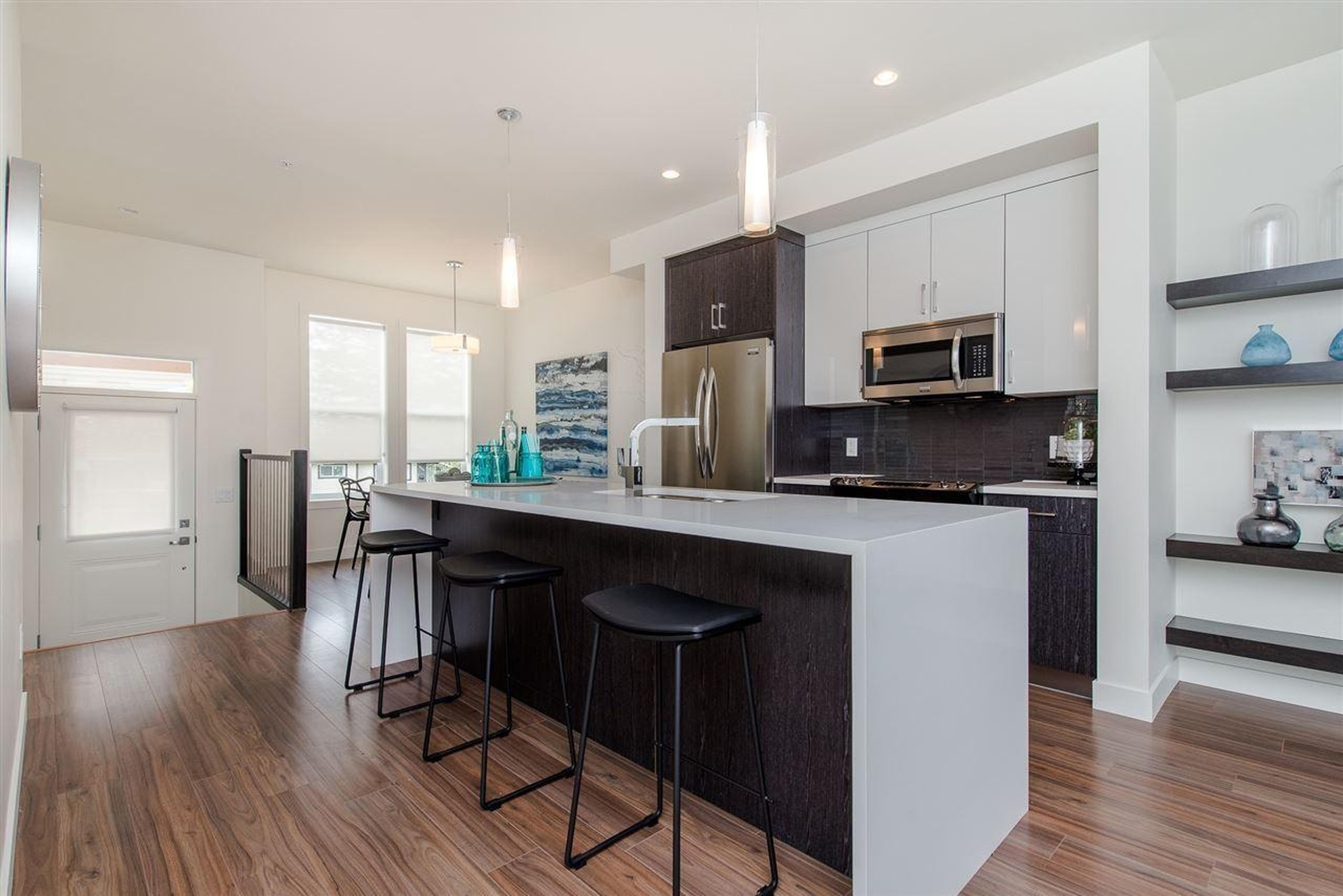 #19 45455 SPADINA AVENUE - Image 3