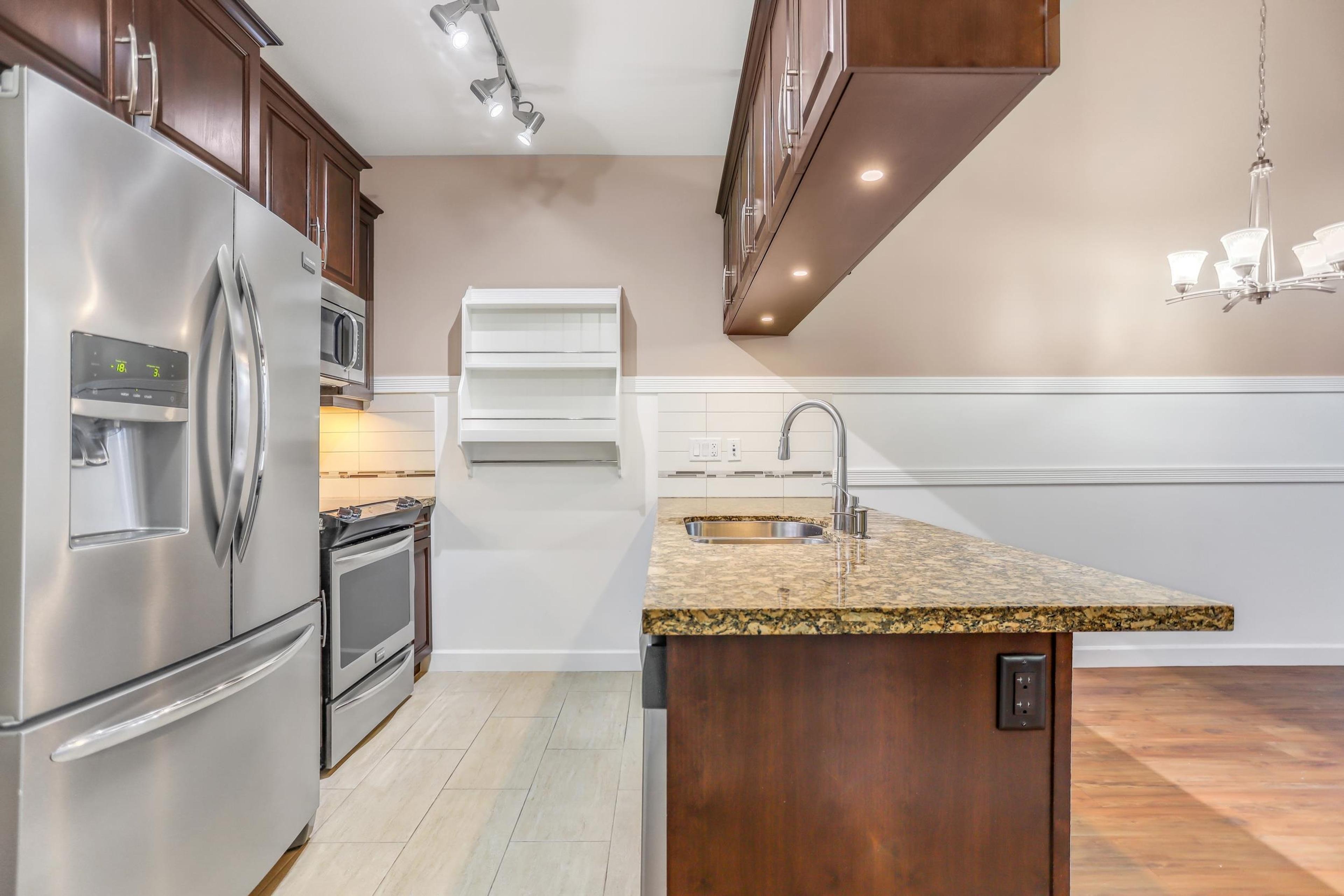 #561 8258 207A STREET - Image 3