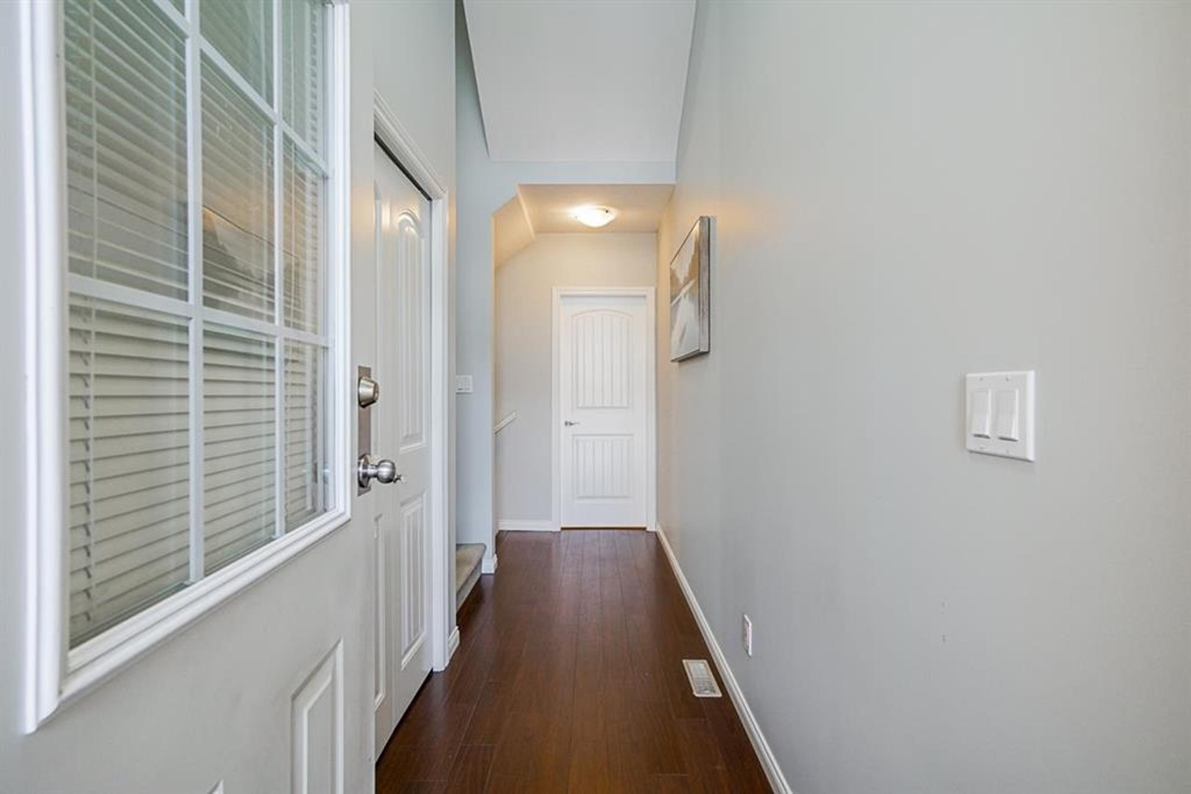 #36 7518 138 STREET - Image 2