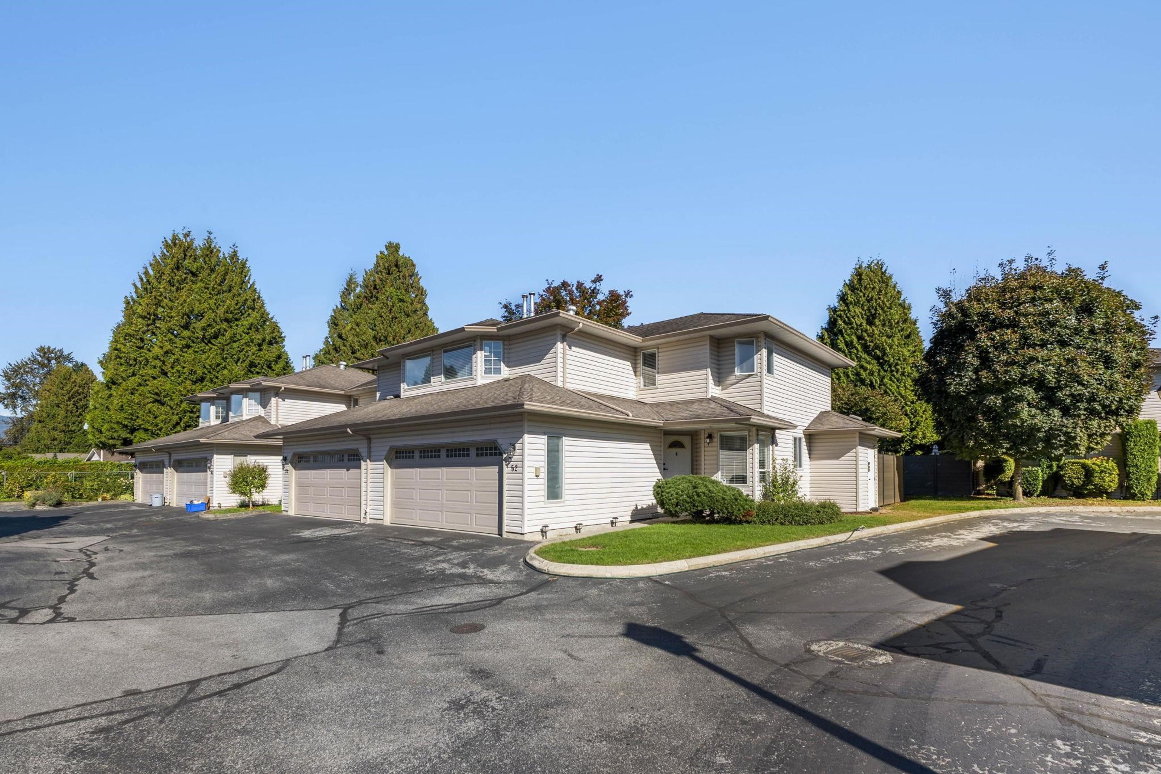 12268 189a Street, Pitt Meadows - Exteriors - Full Complex View - Photo 1