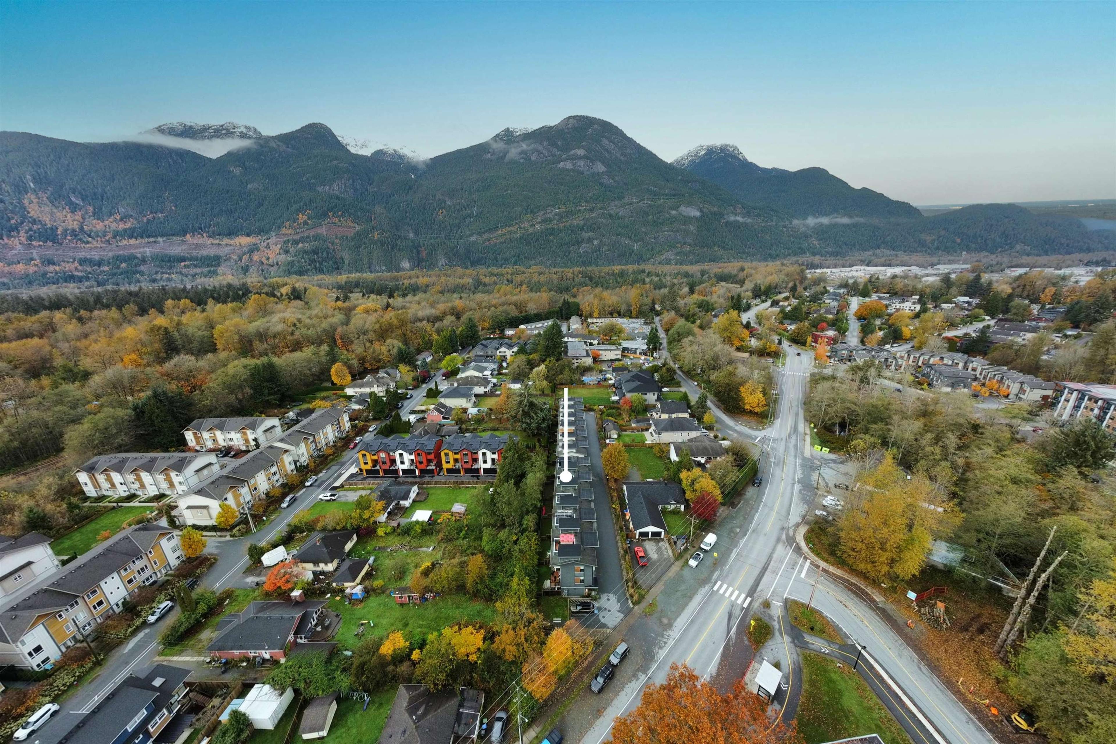 38447 Buckley Avenue, Squamish - Exteriors - Full Complex View, Drone/Aerial View - Photo 2