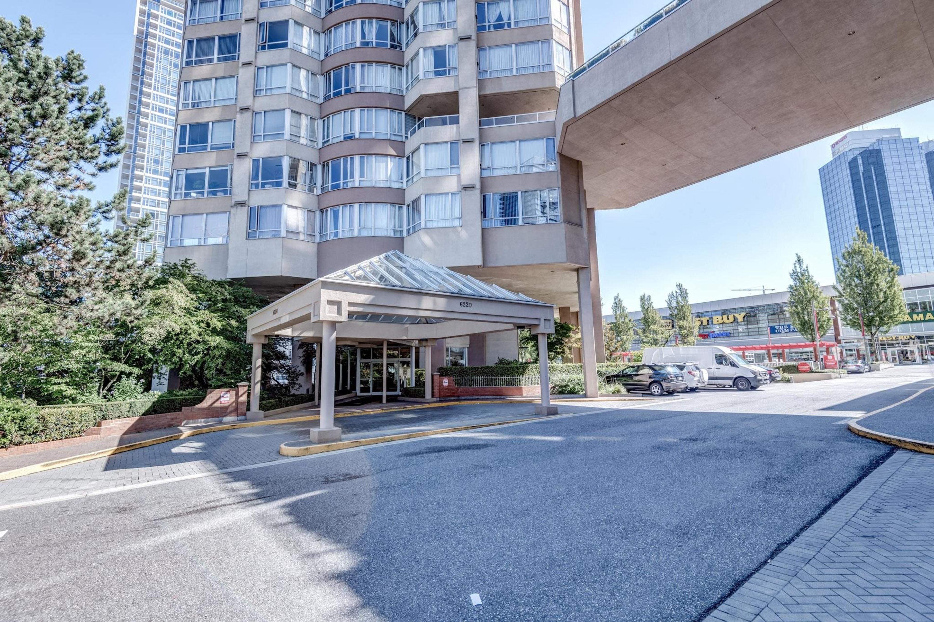 6220 Mckay Avenue, Burnaby - Exteriors - Photo 3