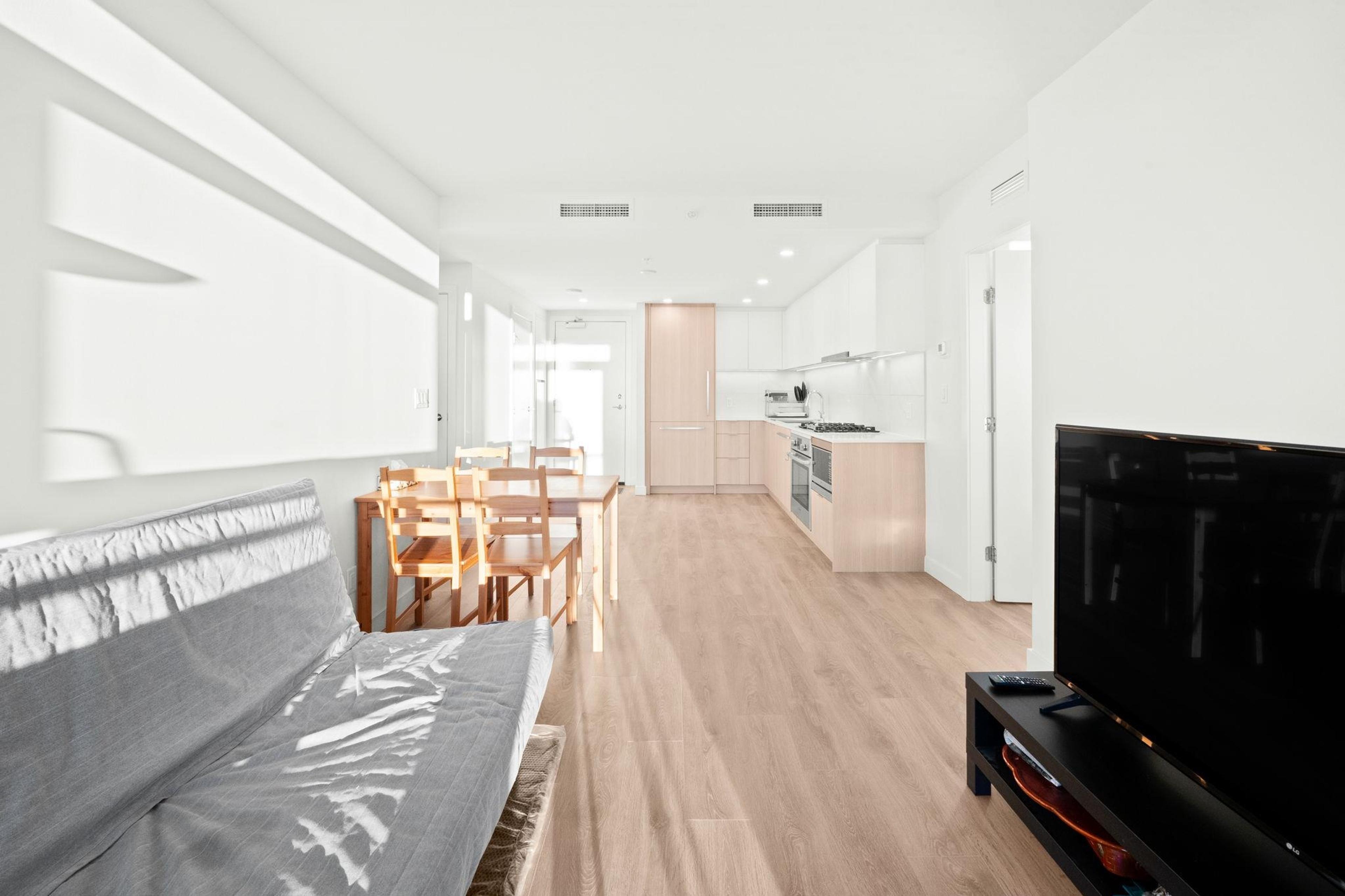 #2508 318 ALDERSON AVENUE - Image 2