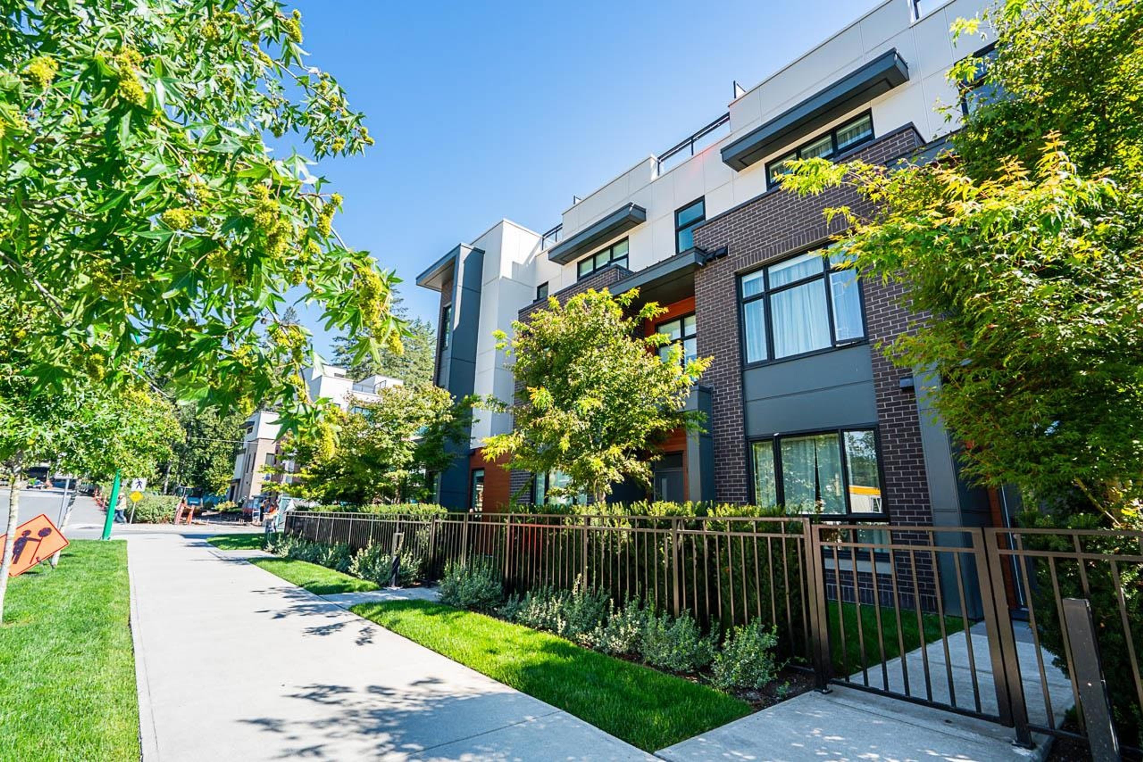 2035 Glenaire Drive, North Vancouver - Exteriors - Full Complex View - Photo 2