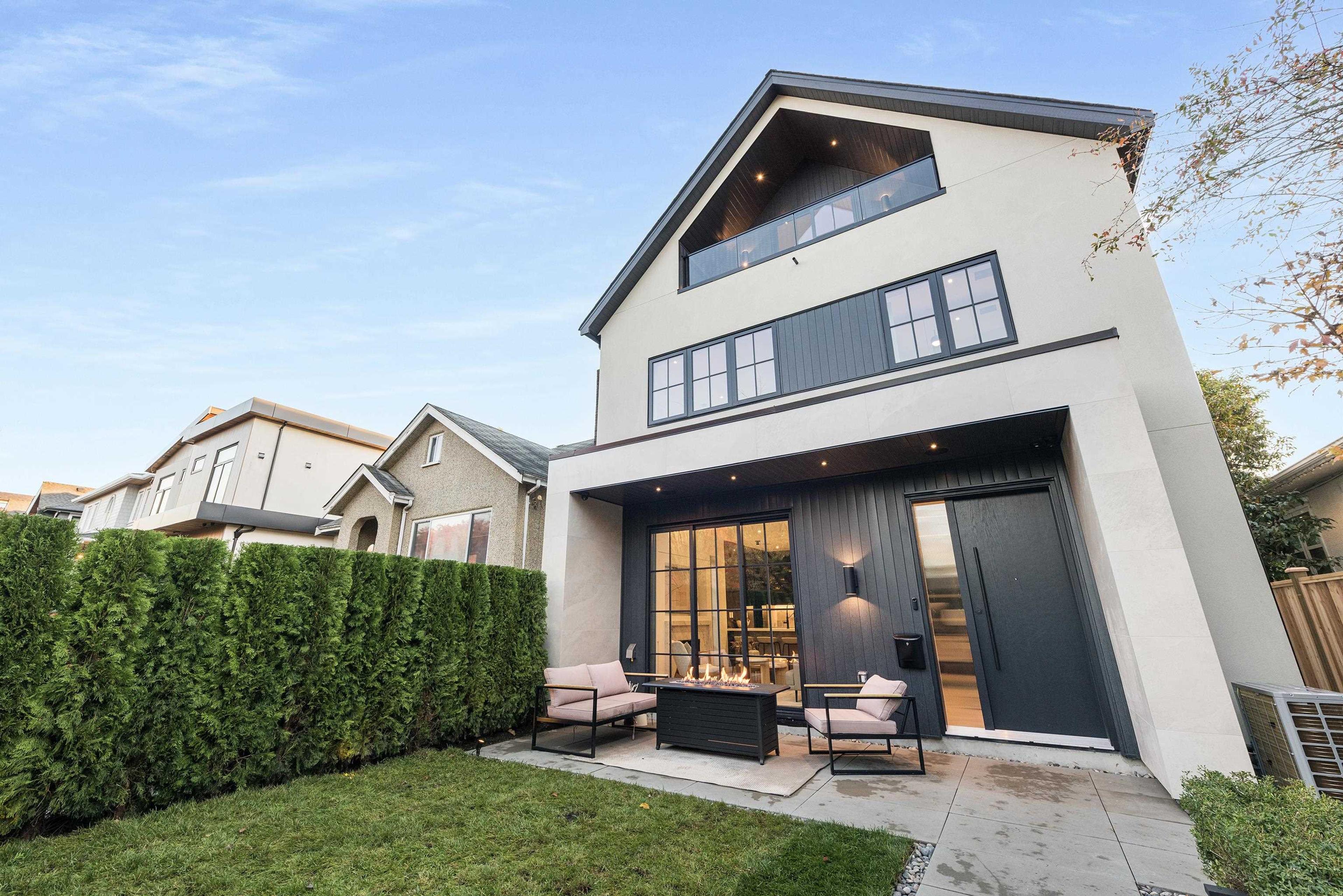 240 E 37th Avenue, Vancouver - Exteriors - Photo 2