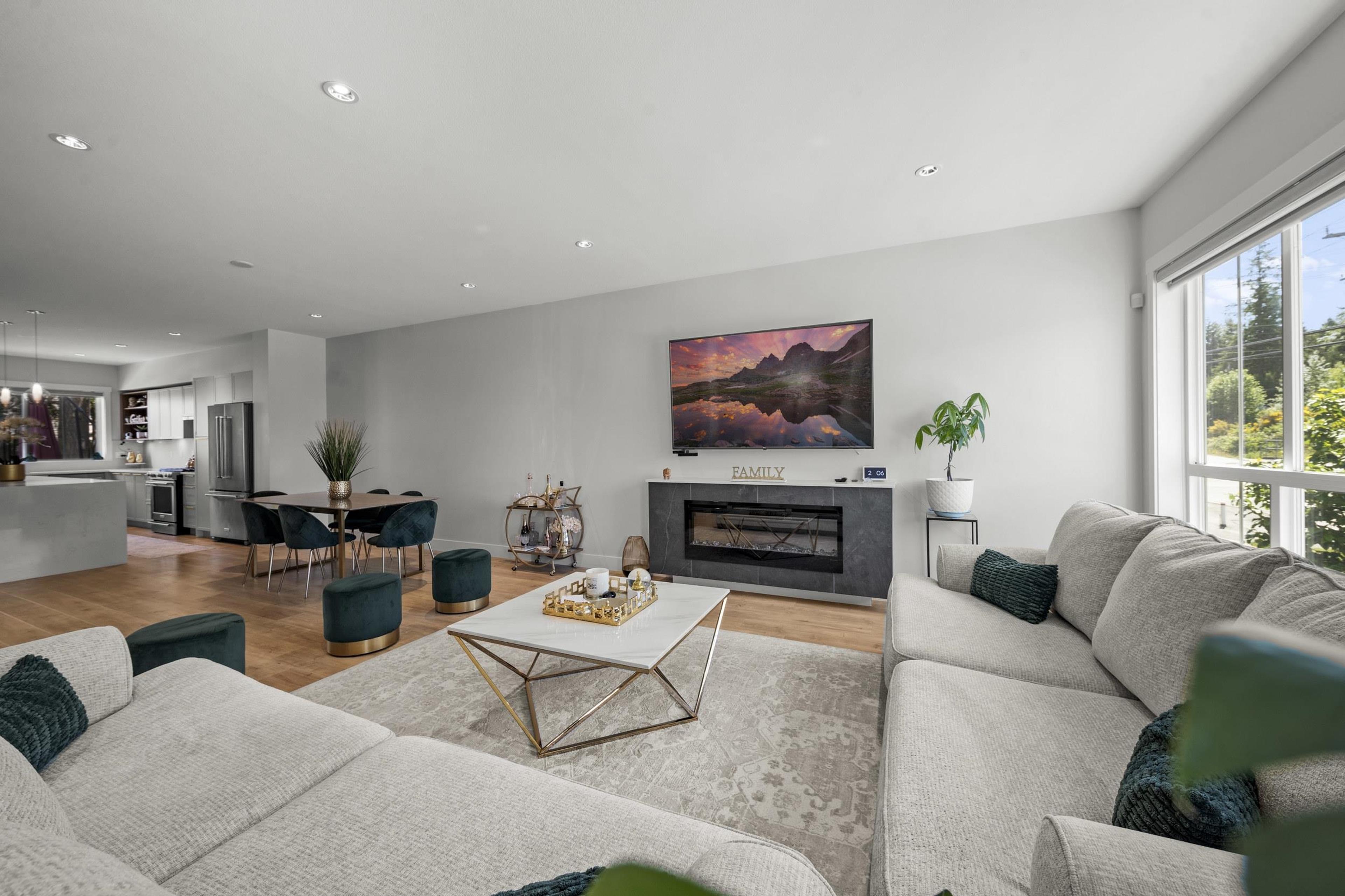 #7 2828 156 STREET - Image 2