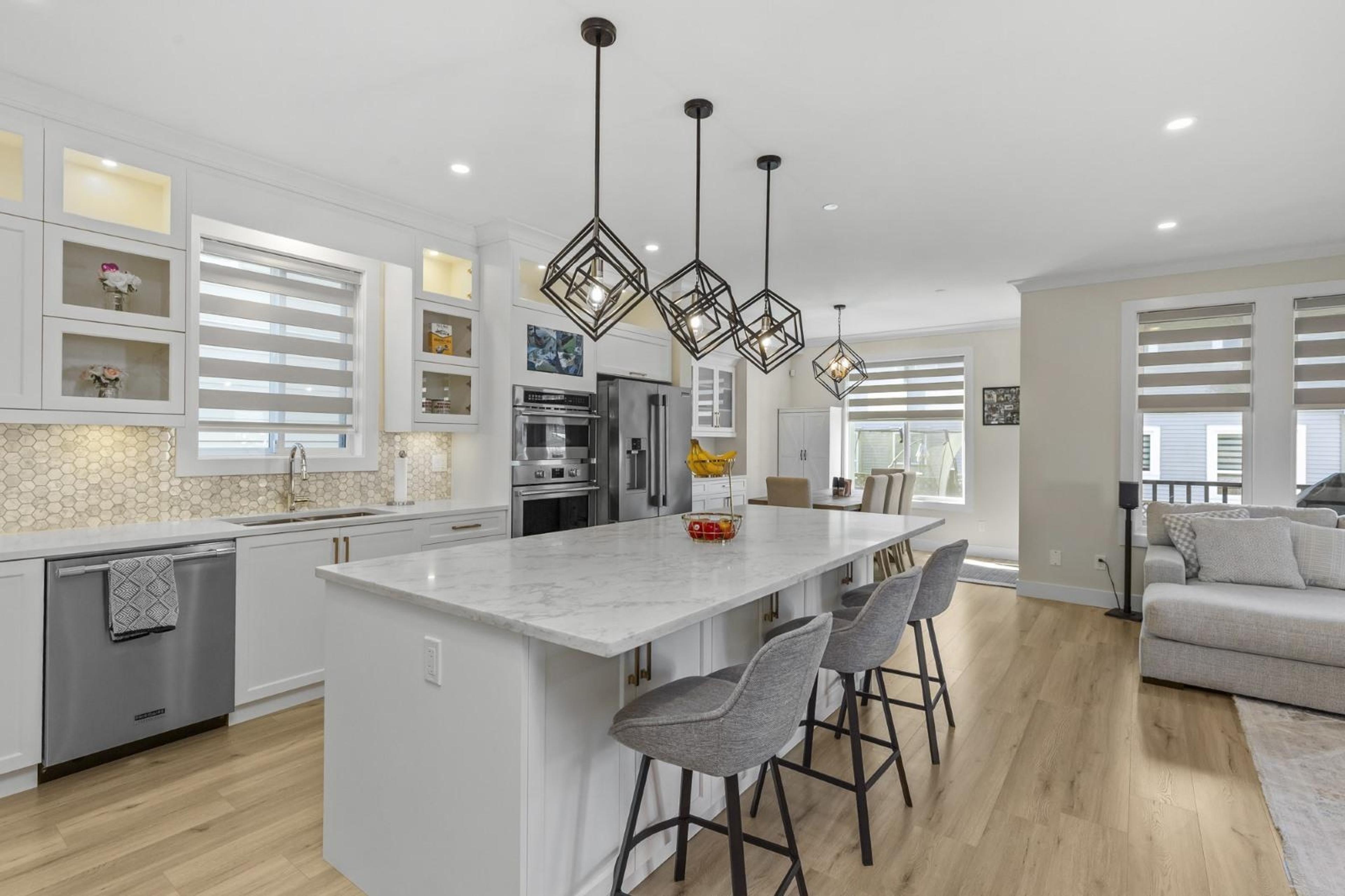 20388 WICKLUND AVENUE - Main Image