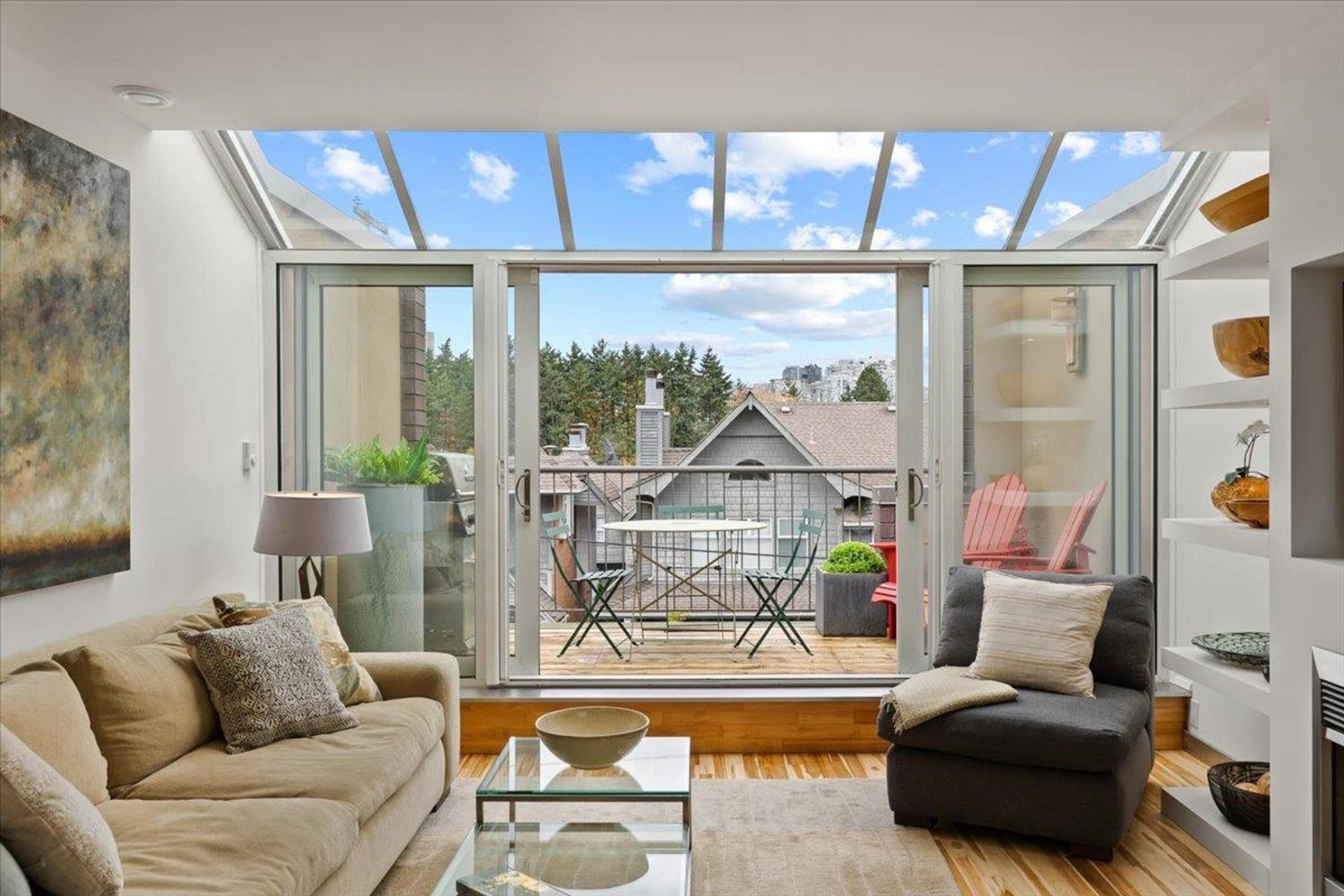 834 W 7TH AVENUE - Image 3