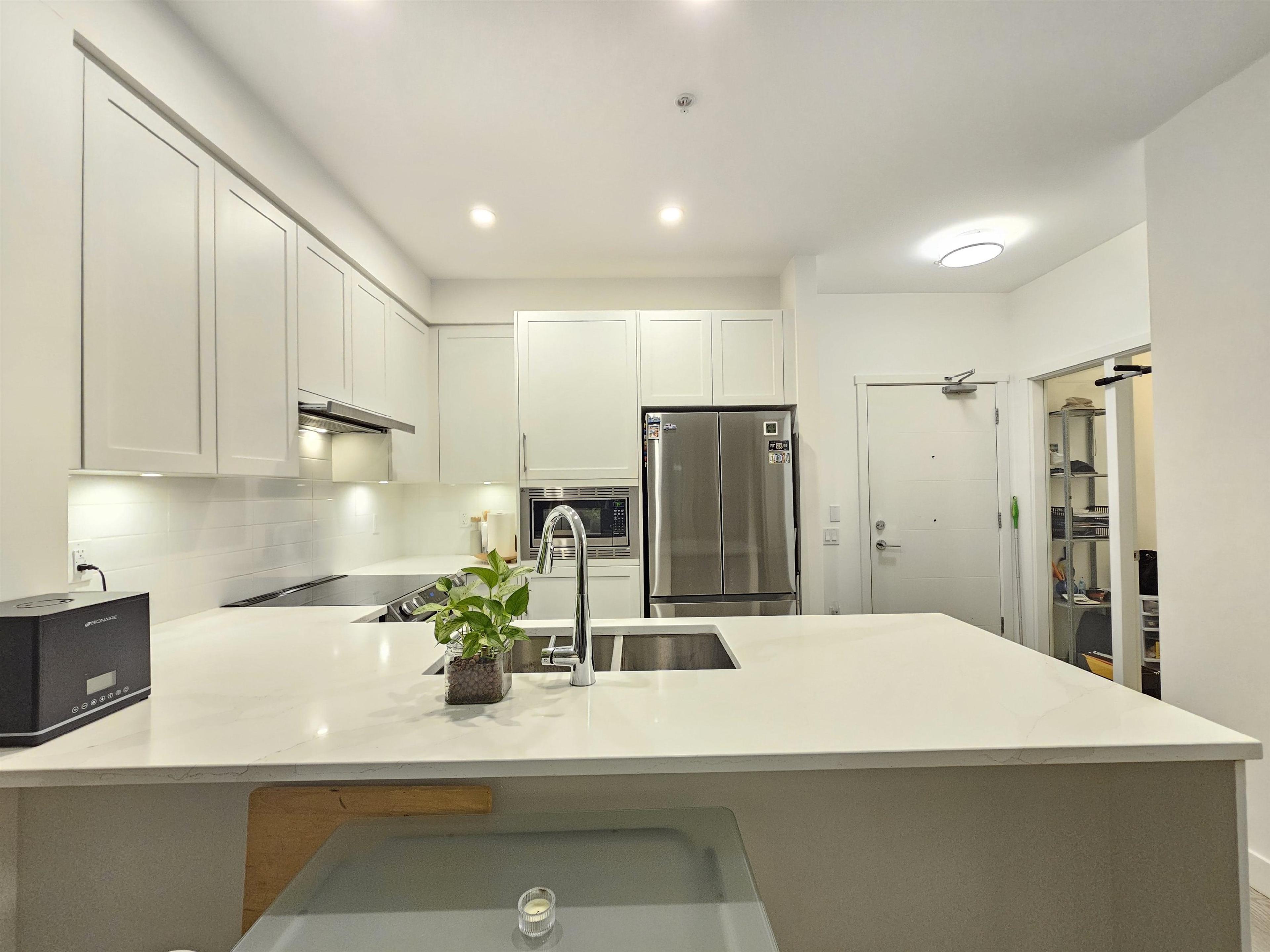 #207 2160 GRANT AVENUE - Image 3