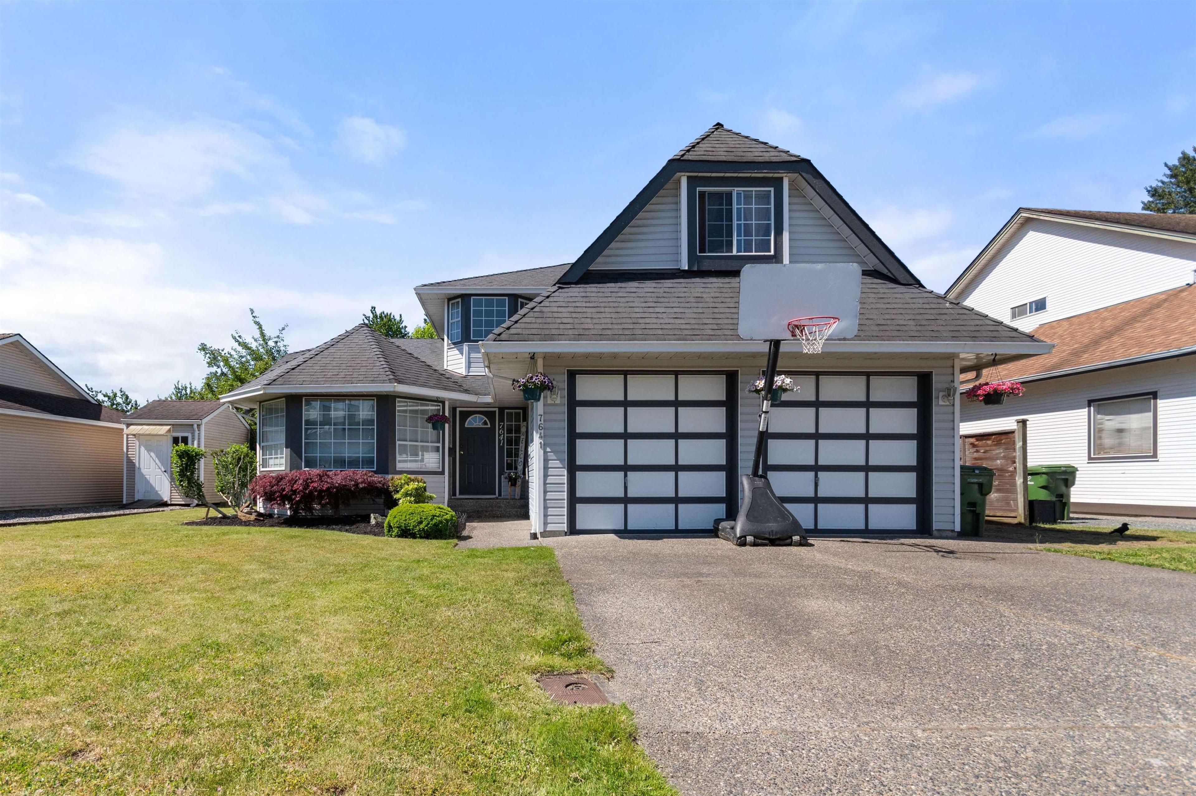 7641 SAPPHIRE DRIVE - Image 2