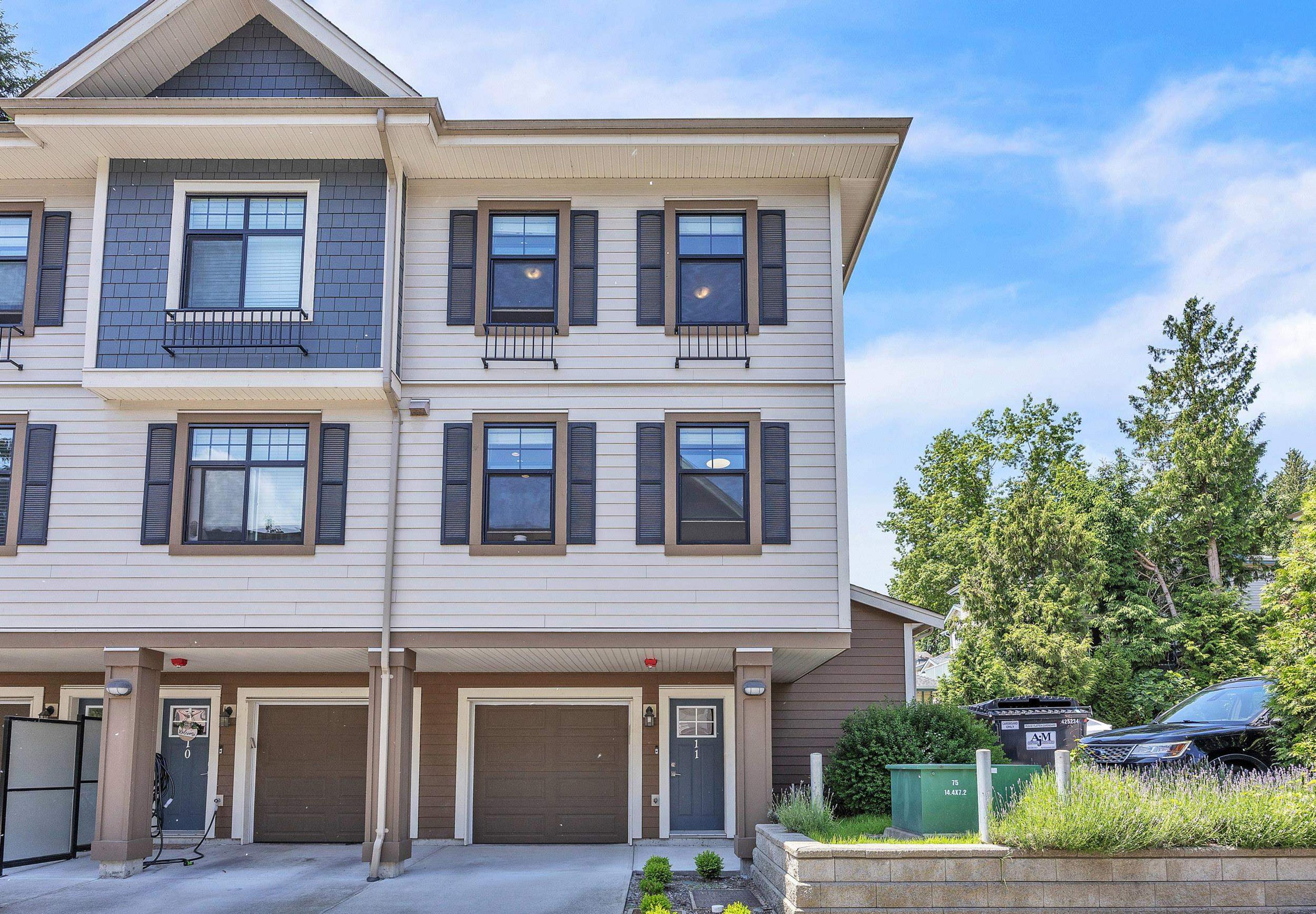 1818 Harbour Street, Port Coquitlam - Exteriors - Photo 3