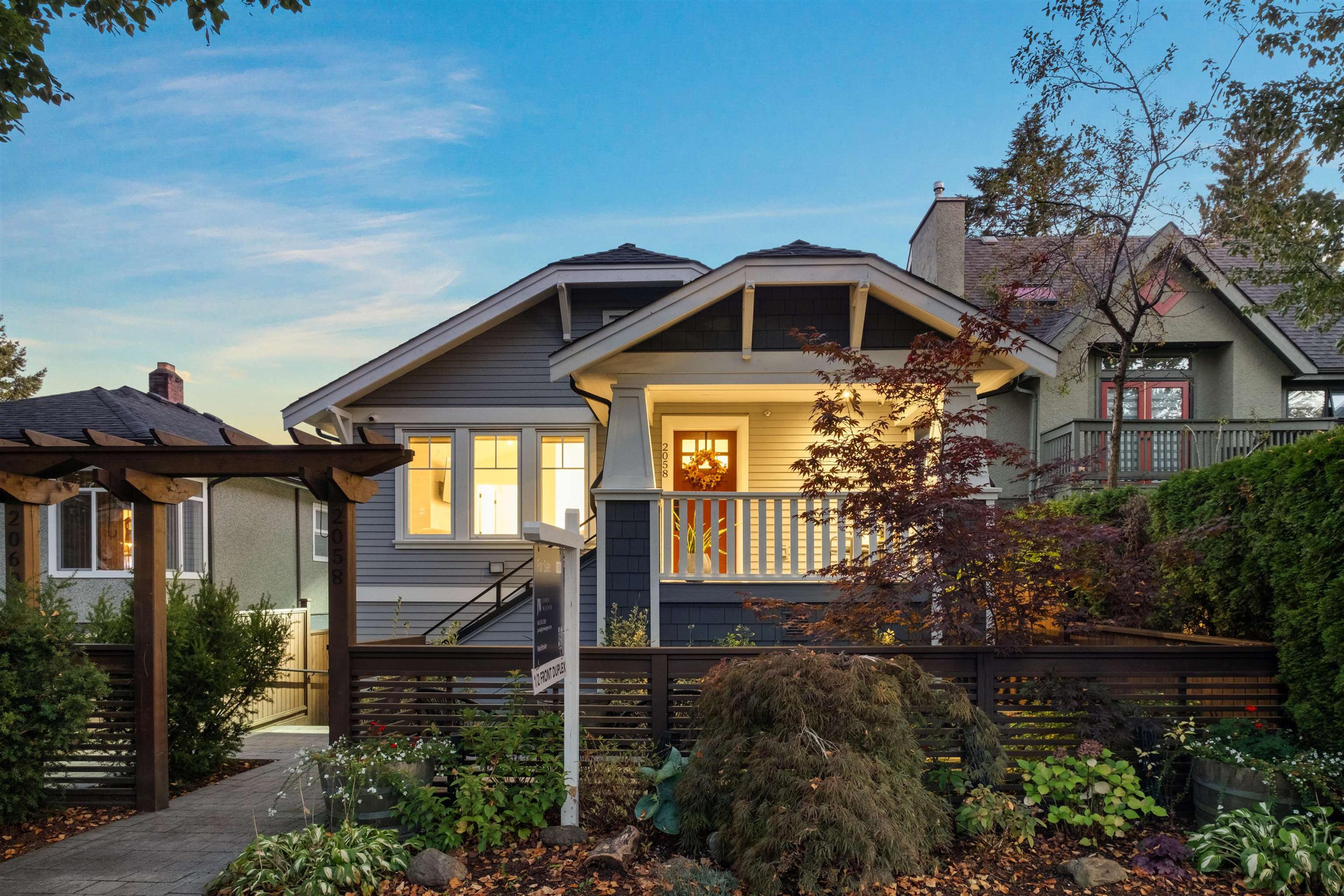 2058 E 5th Avenue, Vancouver - Exteriors - Photo 3