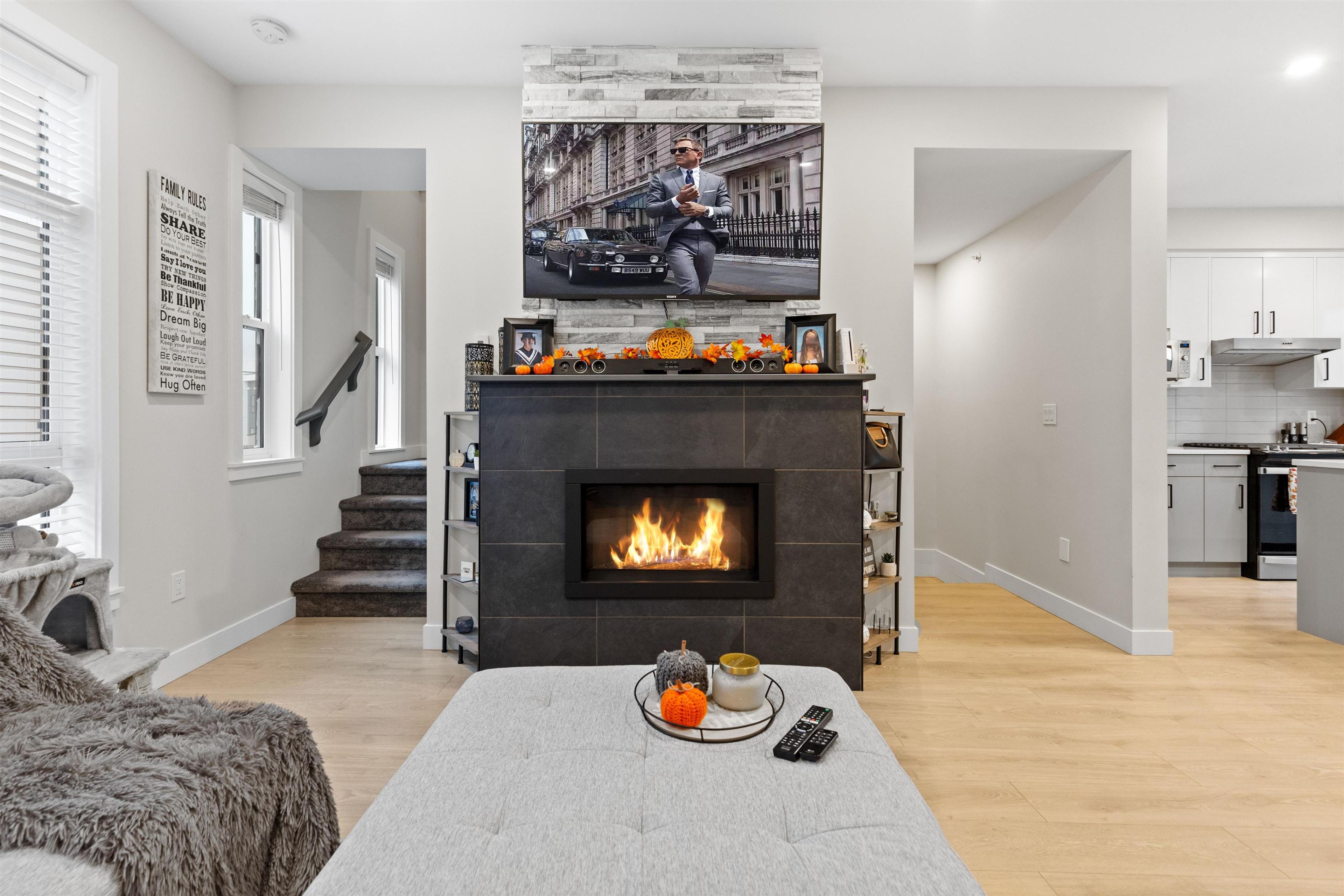 #211 46150 THOMAS ROAD - Image 3