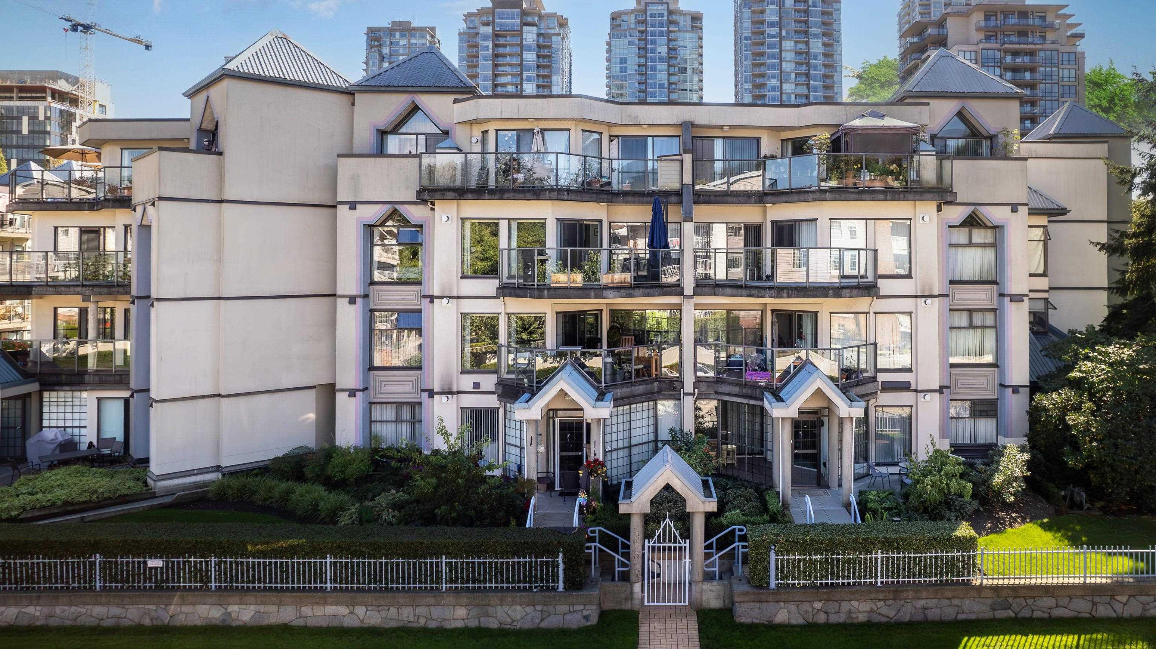 2968 Burlington Drive, Coquitlam - Exteriors - Photo 3