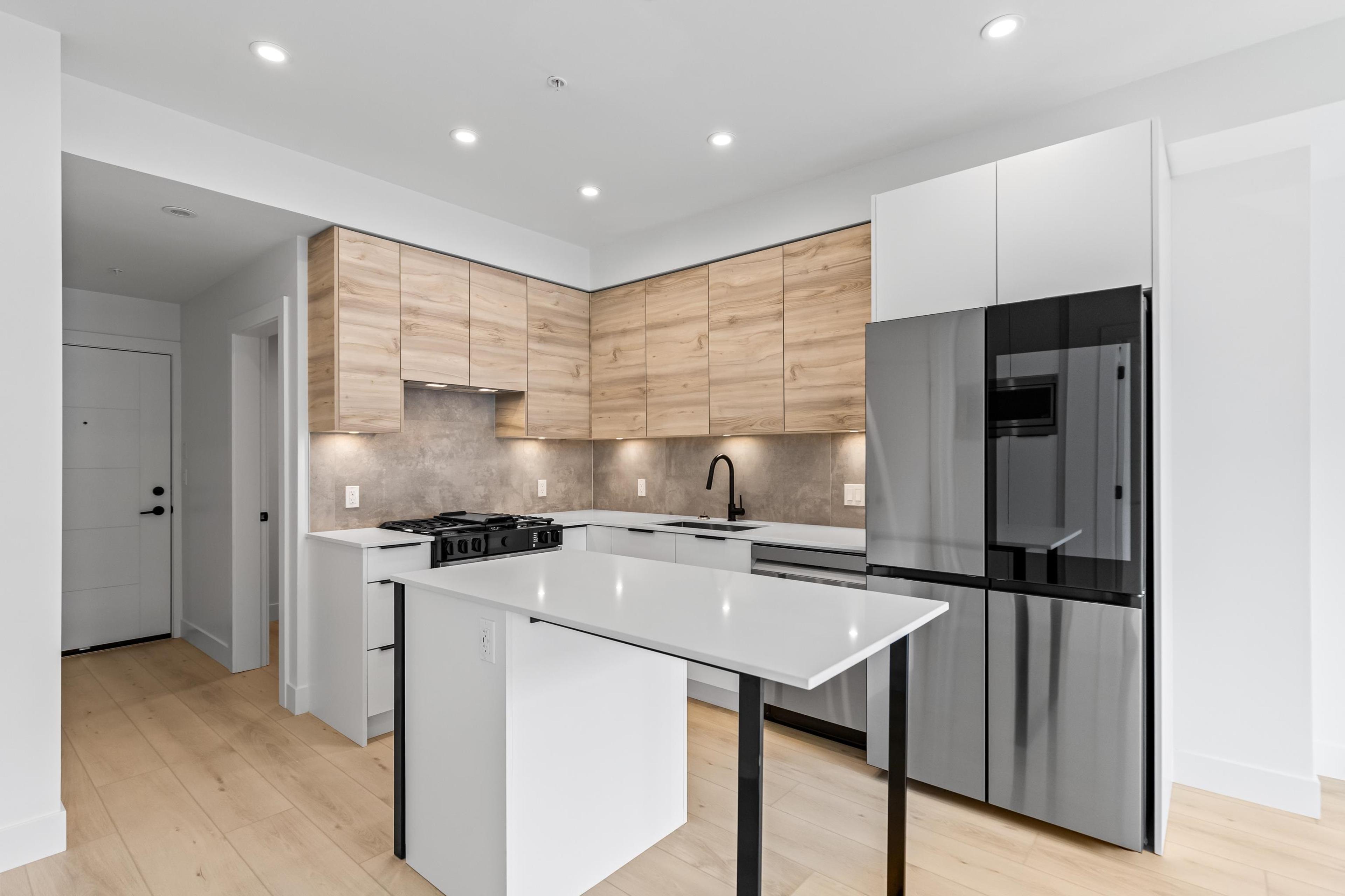 #106 30494 CARDINAL AVENUE - Main Image