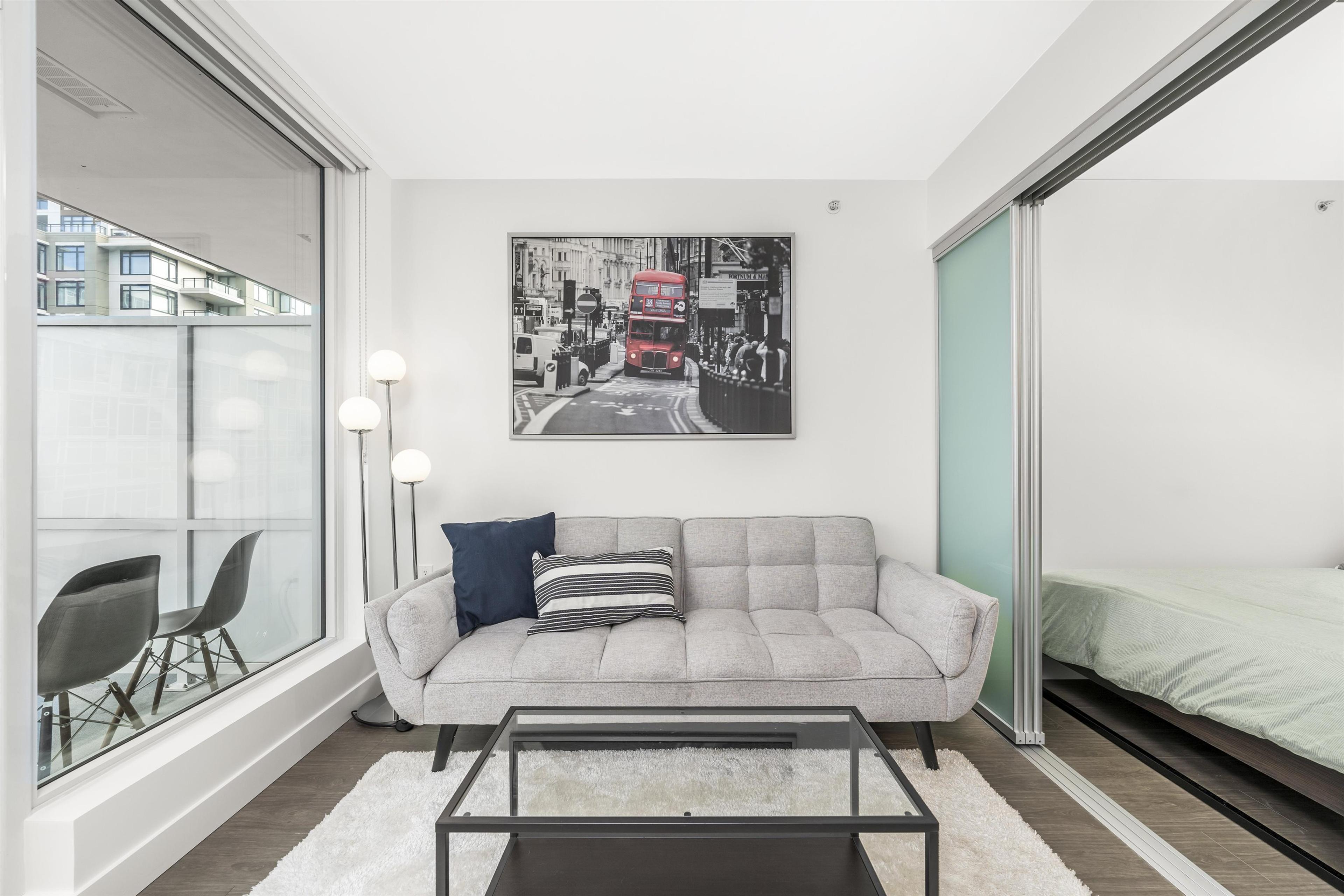 #810 6320 NO.3 ROAD - Main Image