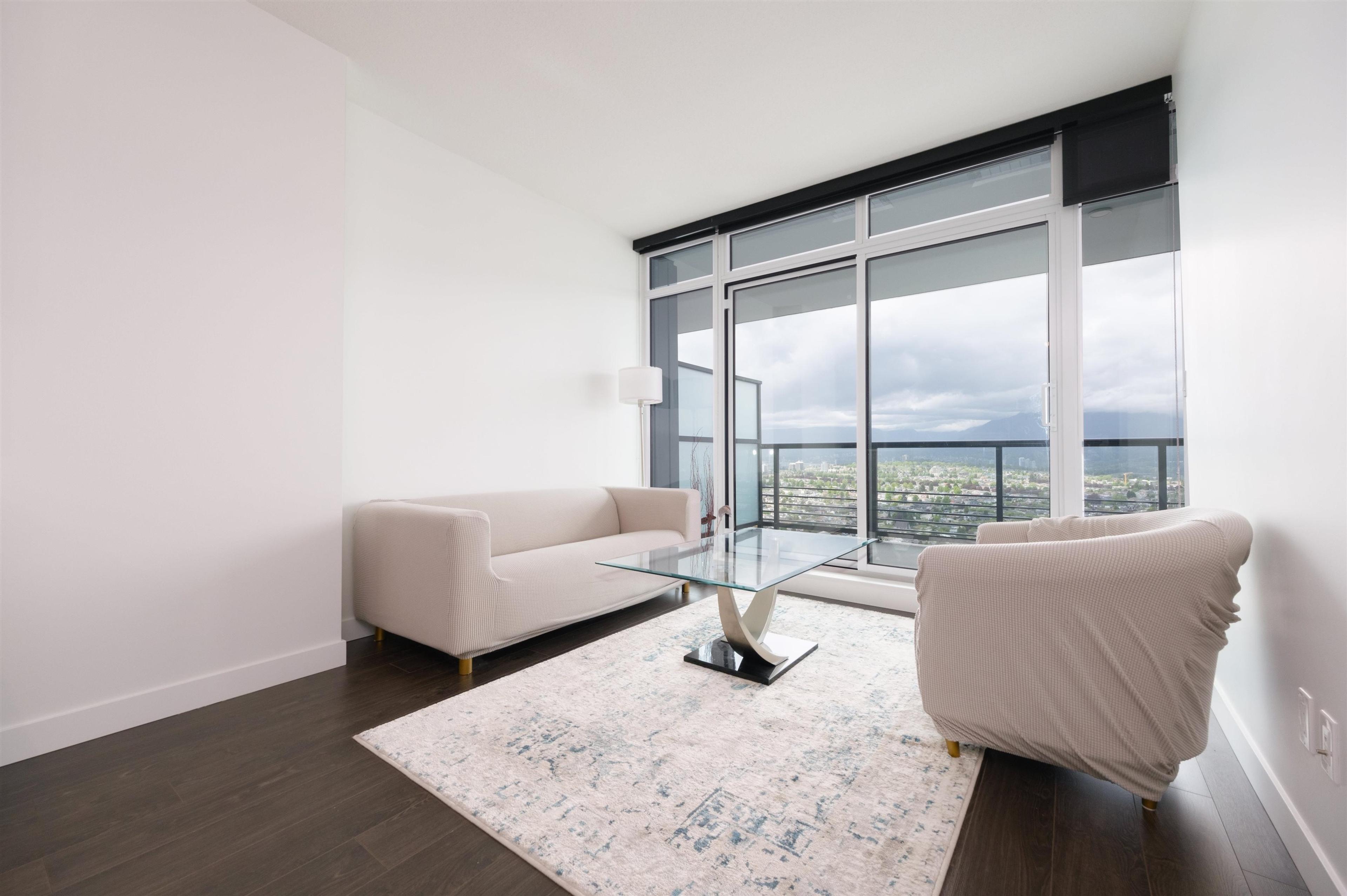 #4806 4730 LOUGHEED HIGHWAY - Image 2