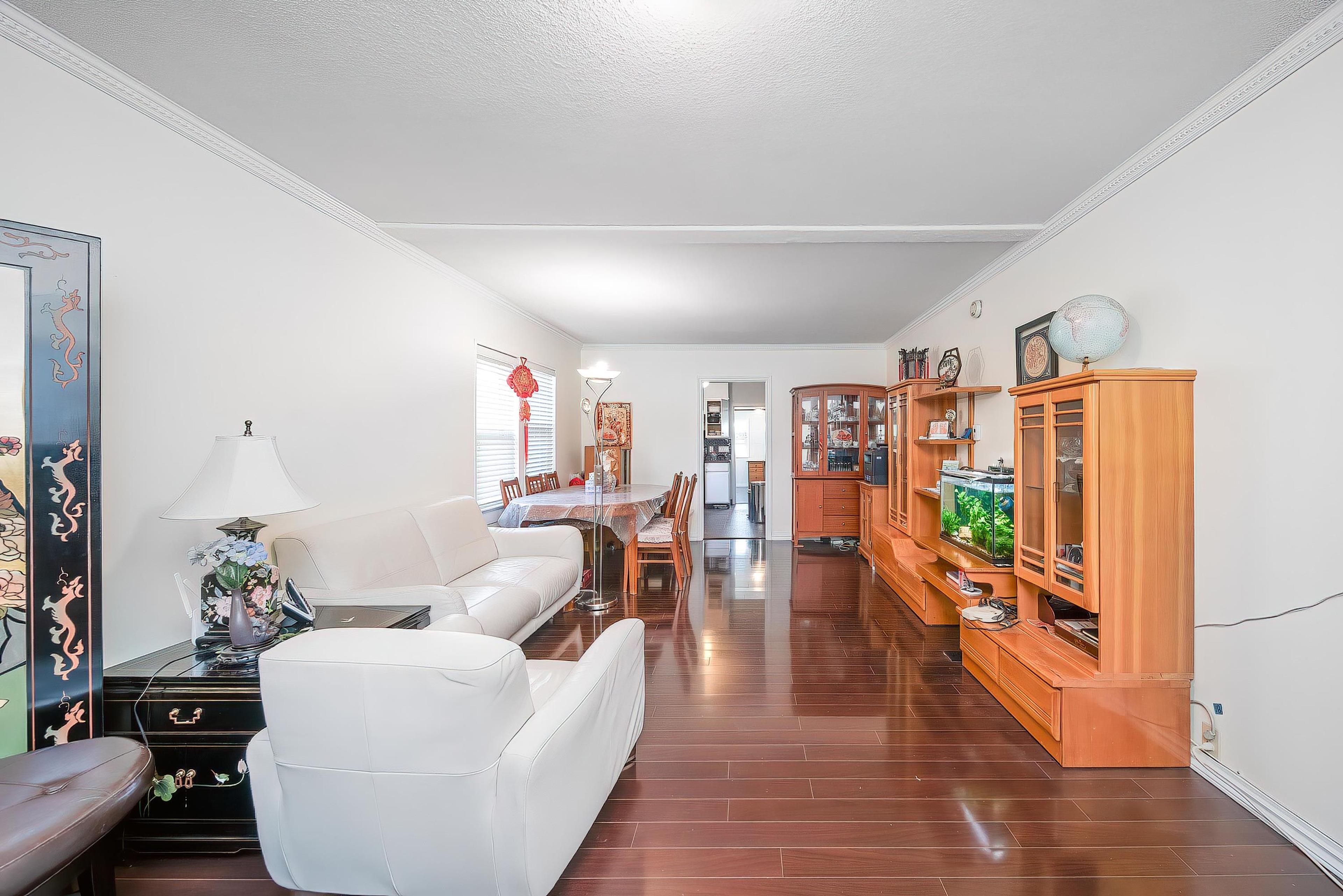 344 E EIGHTH AVENUE - Image 3