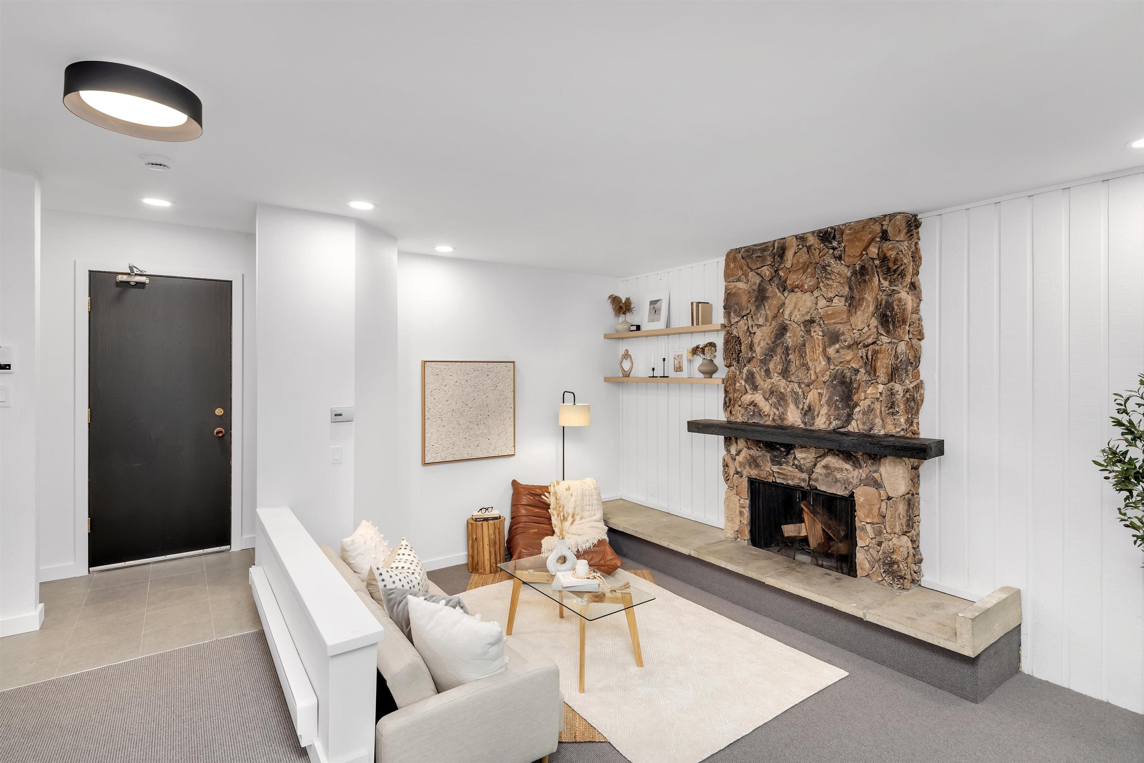 #D103 1400 ALTA LAKE ROAD - Image 2