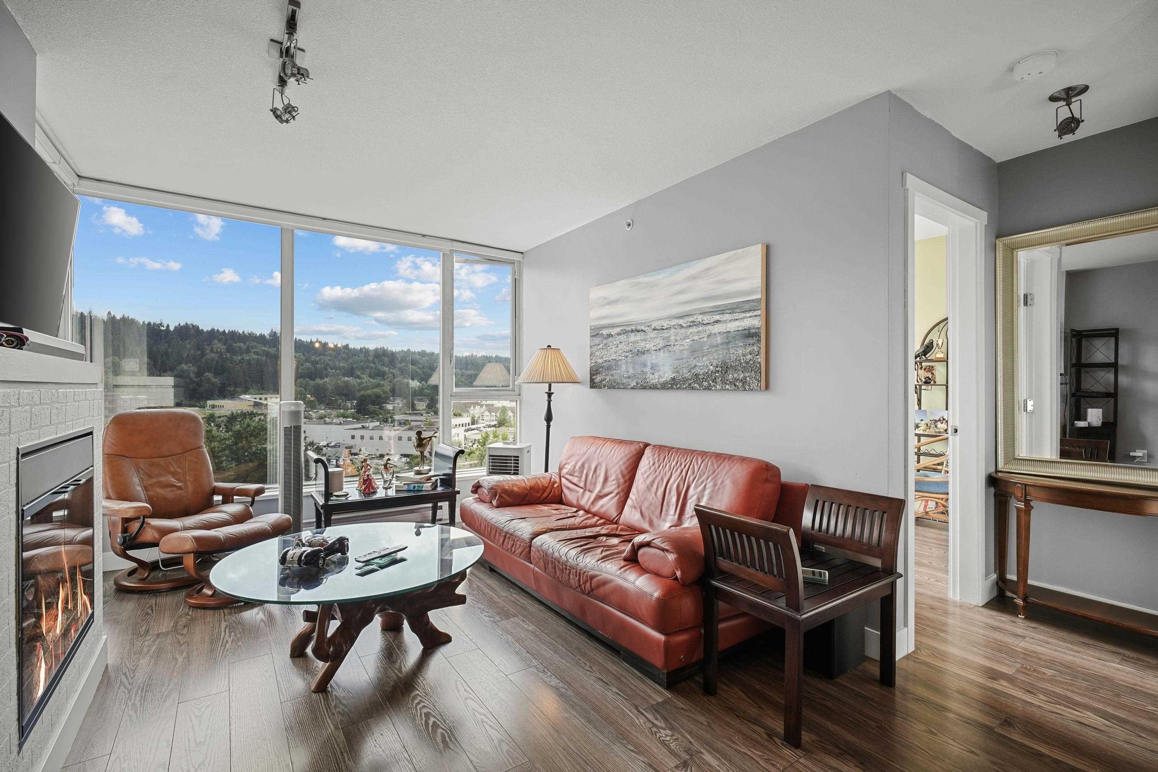 #1602 651 NOOTKA WAY - Image 2