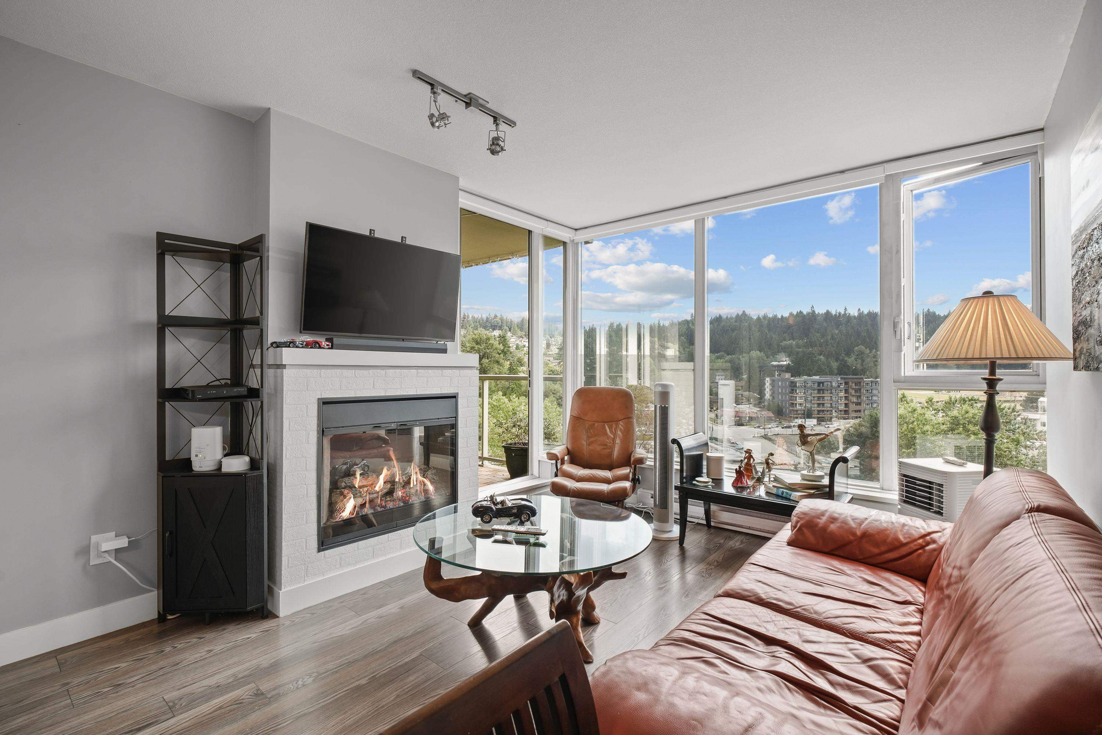 #1602 651 NOOTKA WAY - Main Image