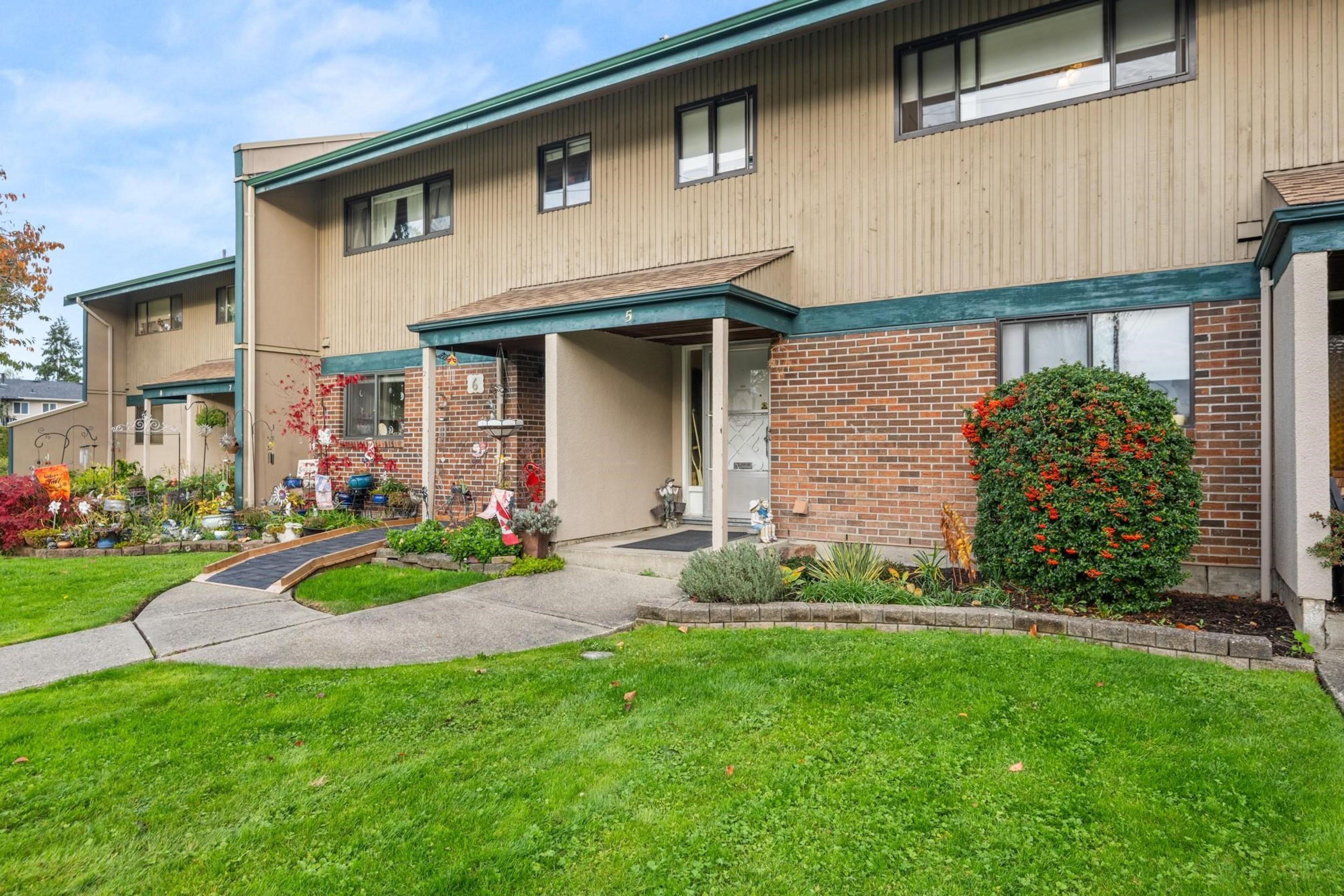 5850 177b Street, Surrey - Exteriors - Full Complex View - Photo 1