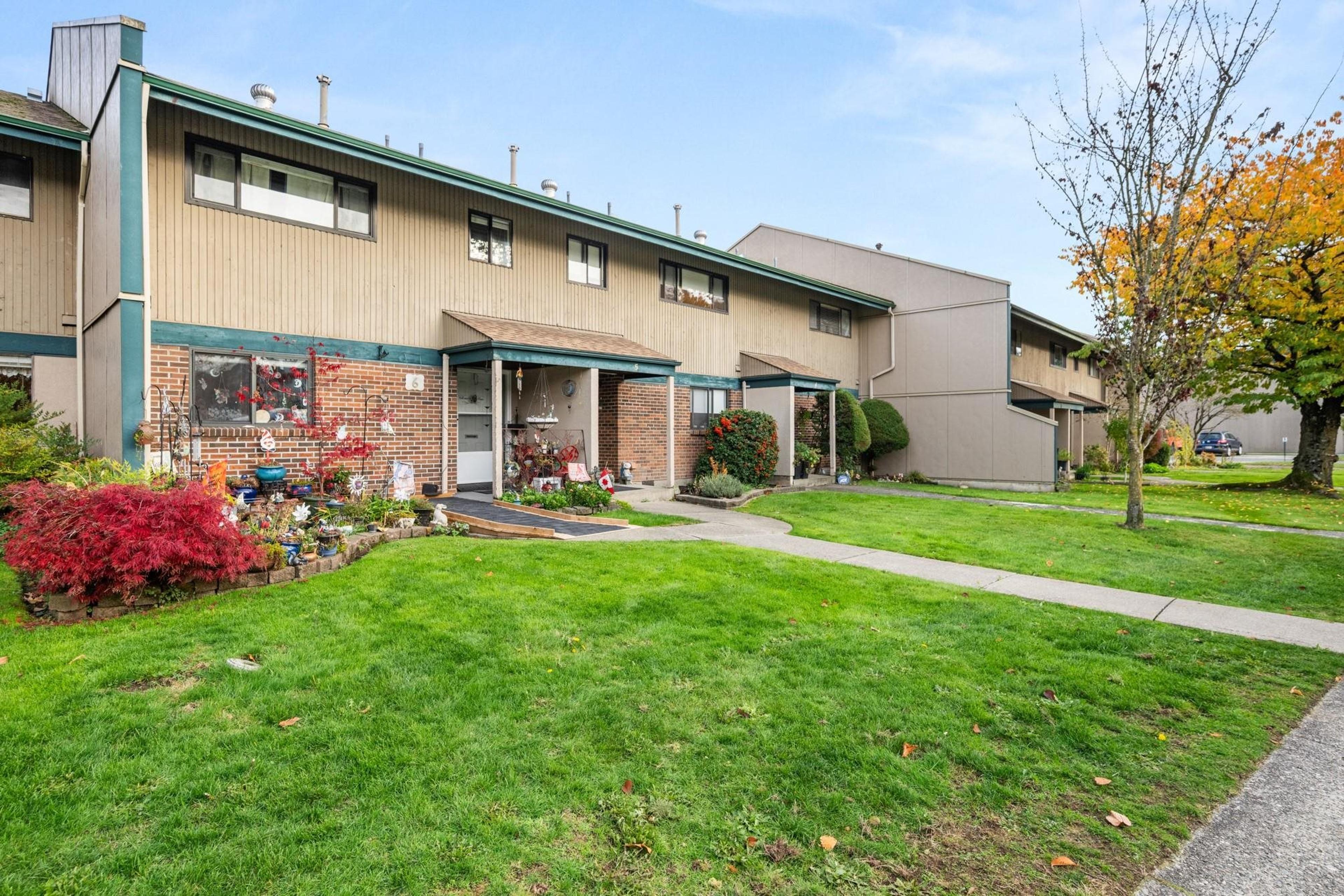 5850 177b Street, Surrey - Exteriors - Full Complex View - Photo 2