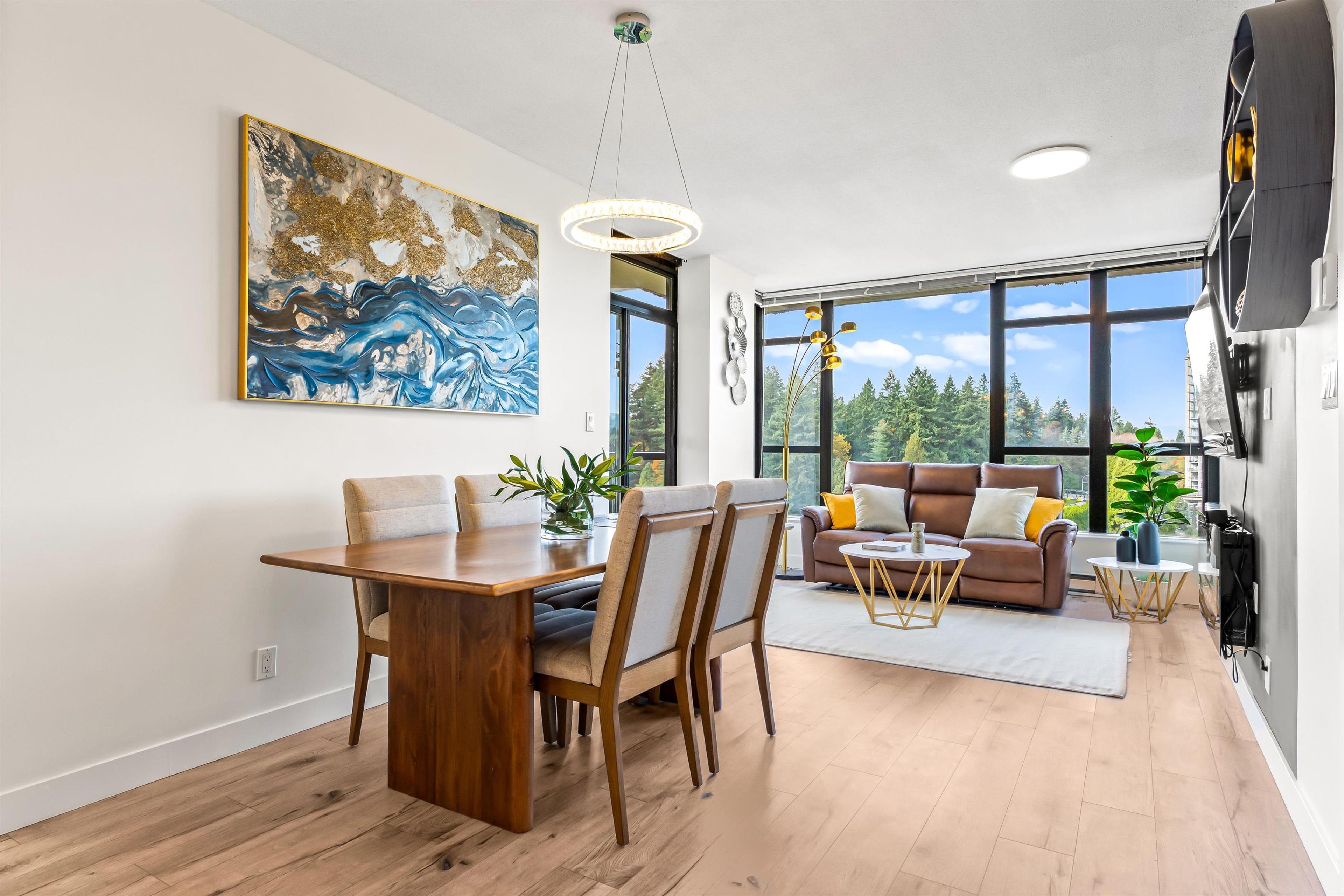 #1701 15 E ROYAL AVENUE - Image 2