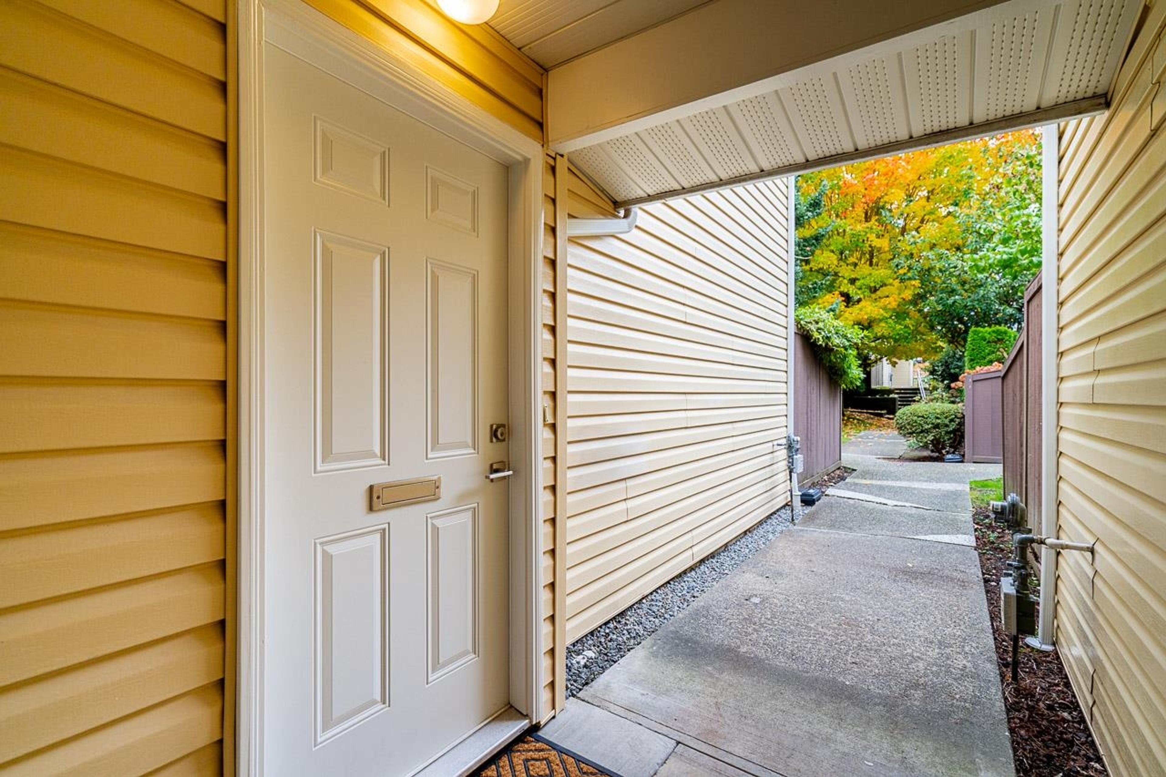 #49 9378 122 STREET - Image 2