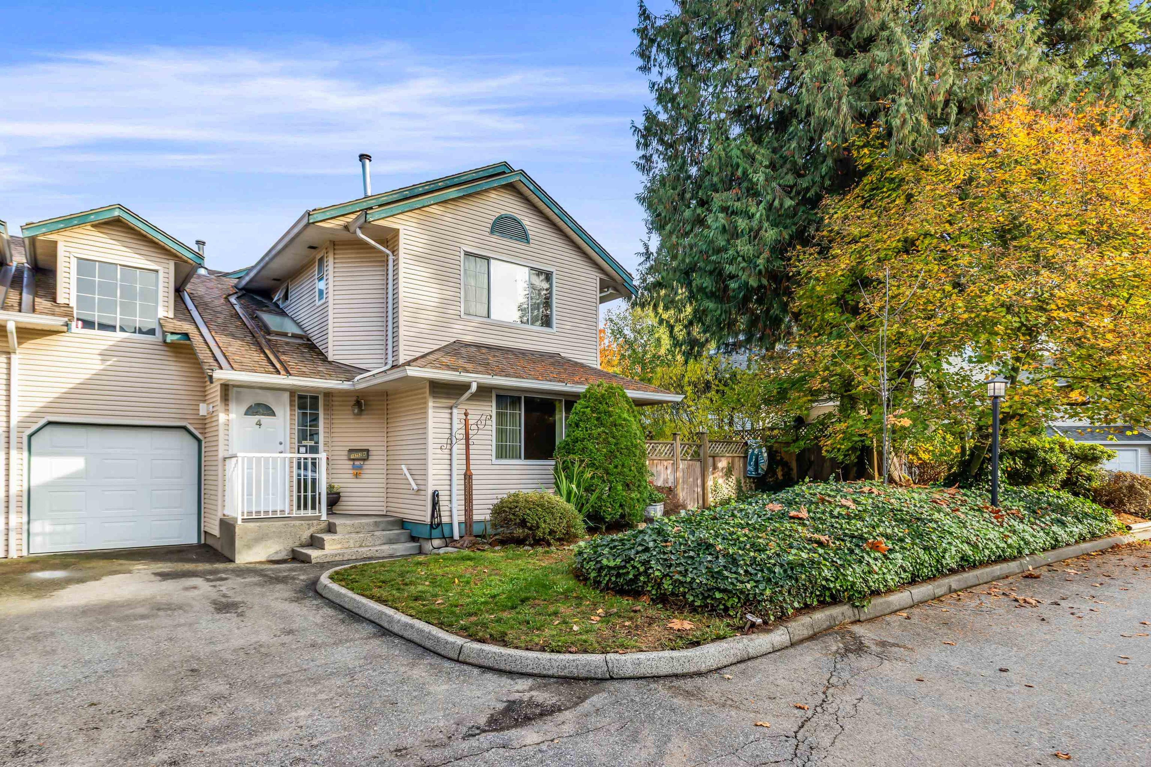 19252 119th Avenue, Pitt Meadows - Exteriors - Photo 2
